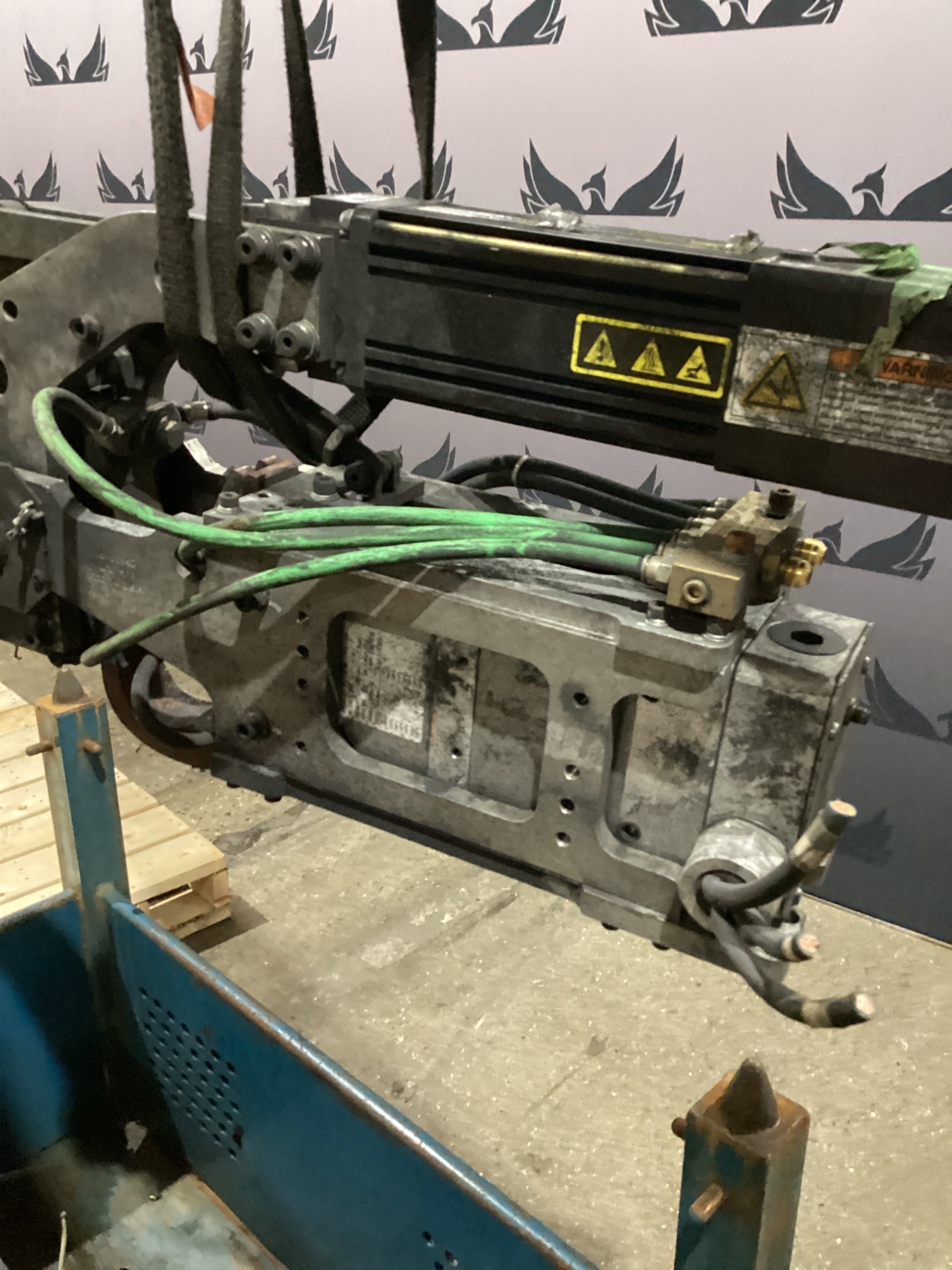 MILCO 665-12000-97 Pinch-Type Weld Gun USED 1