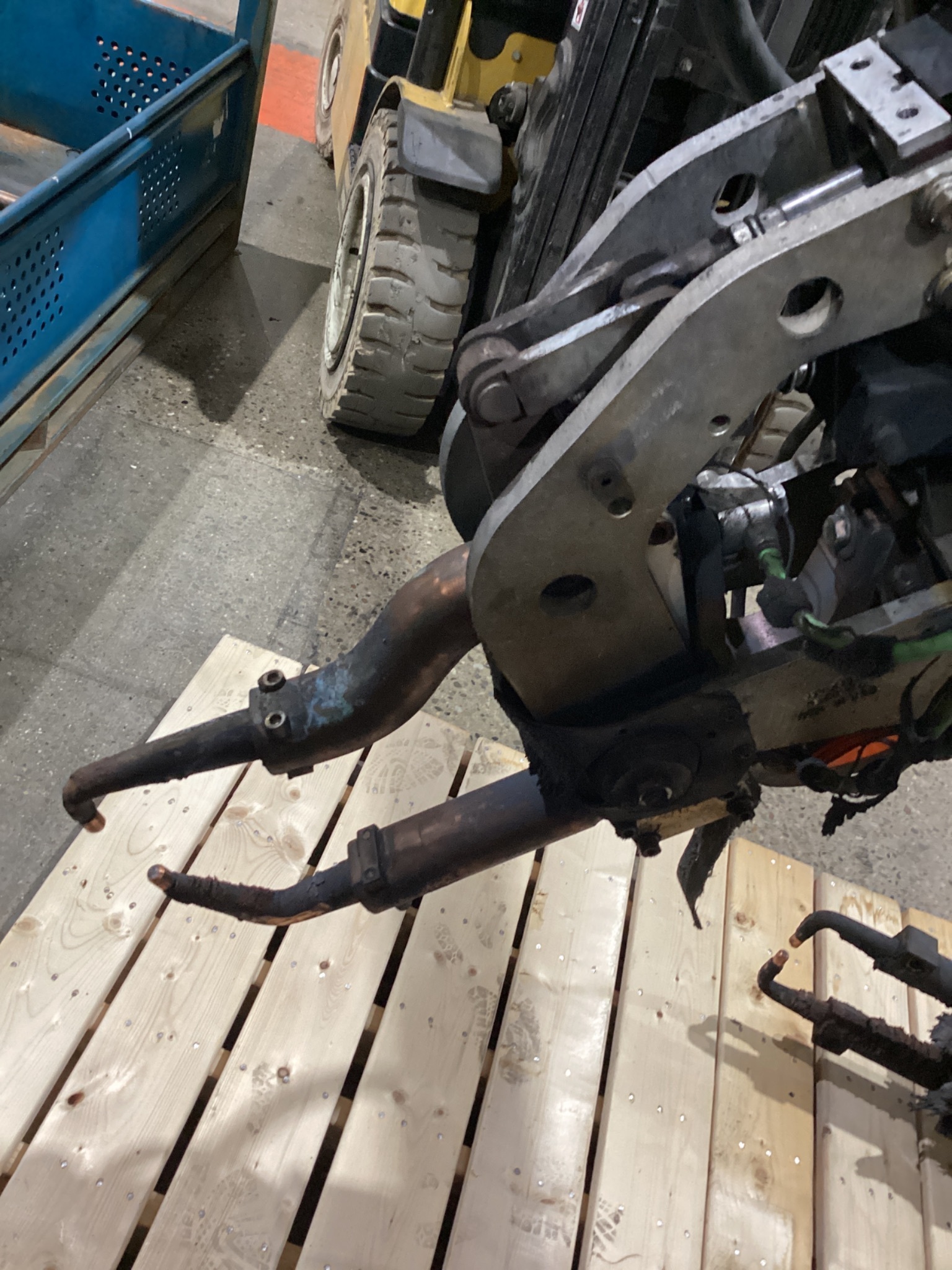 MILCO 665-16001-116 Pinch-Type Weld Gun USED 4