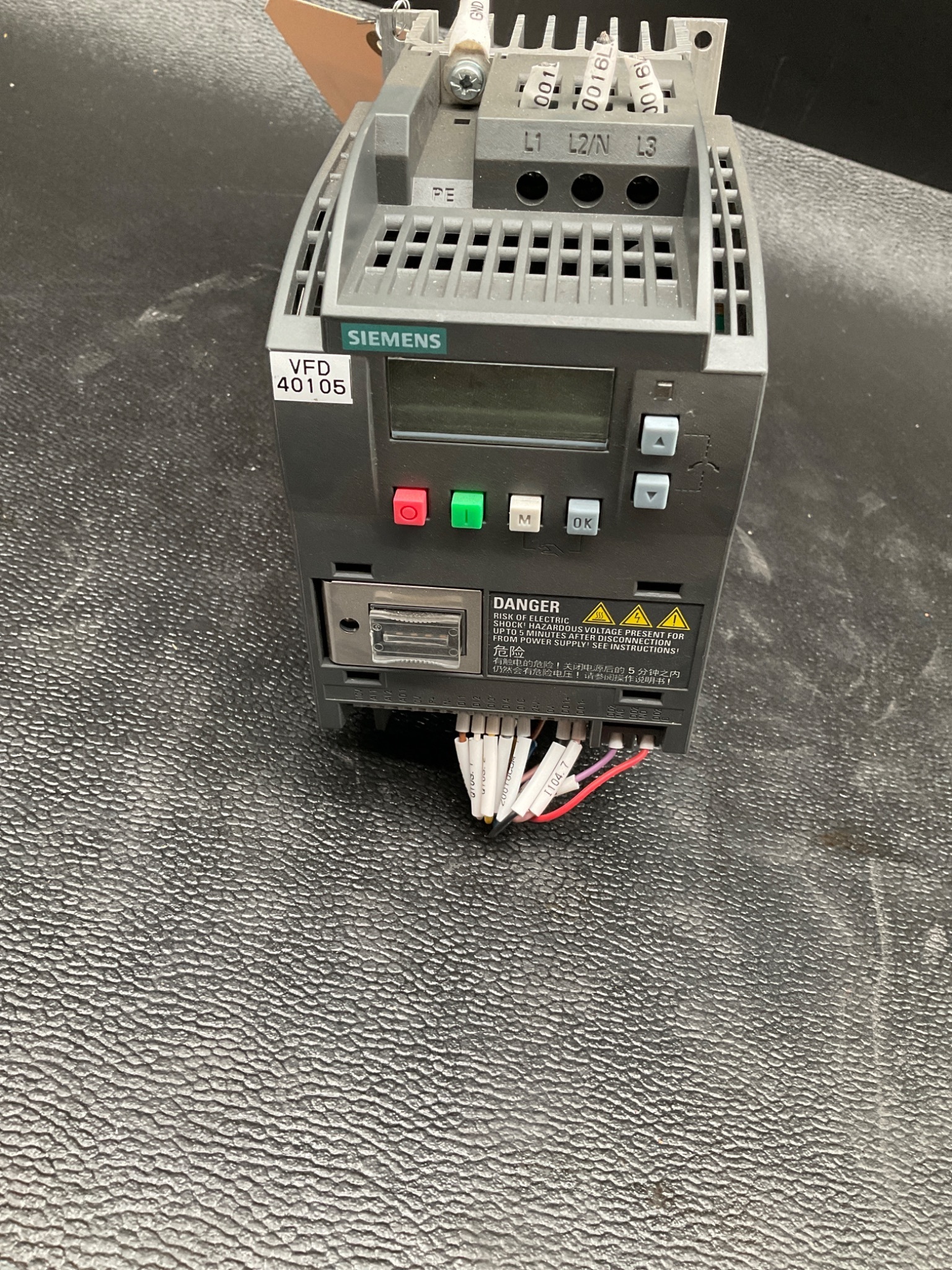 SIEMENS 6SL3210-5BE15-5CV0 SINAMICS V20 INVERTER 5.5KW 3PH USED 4