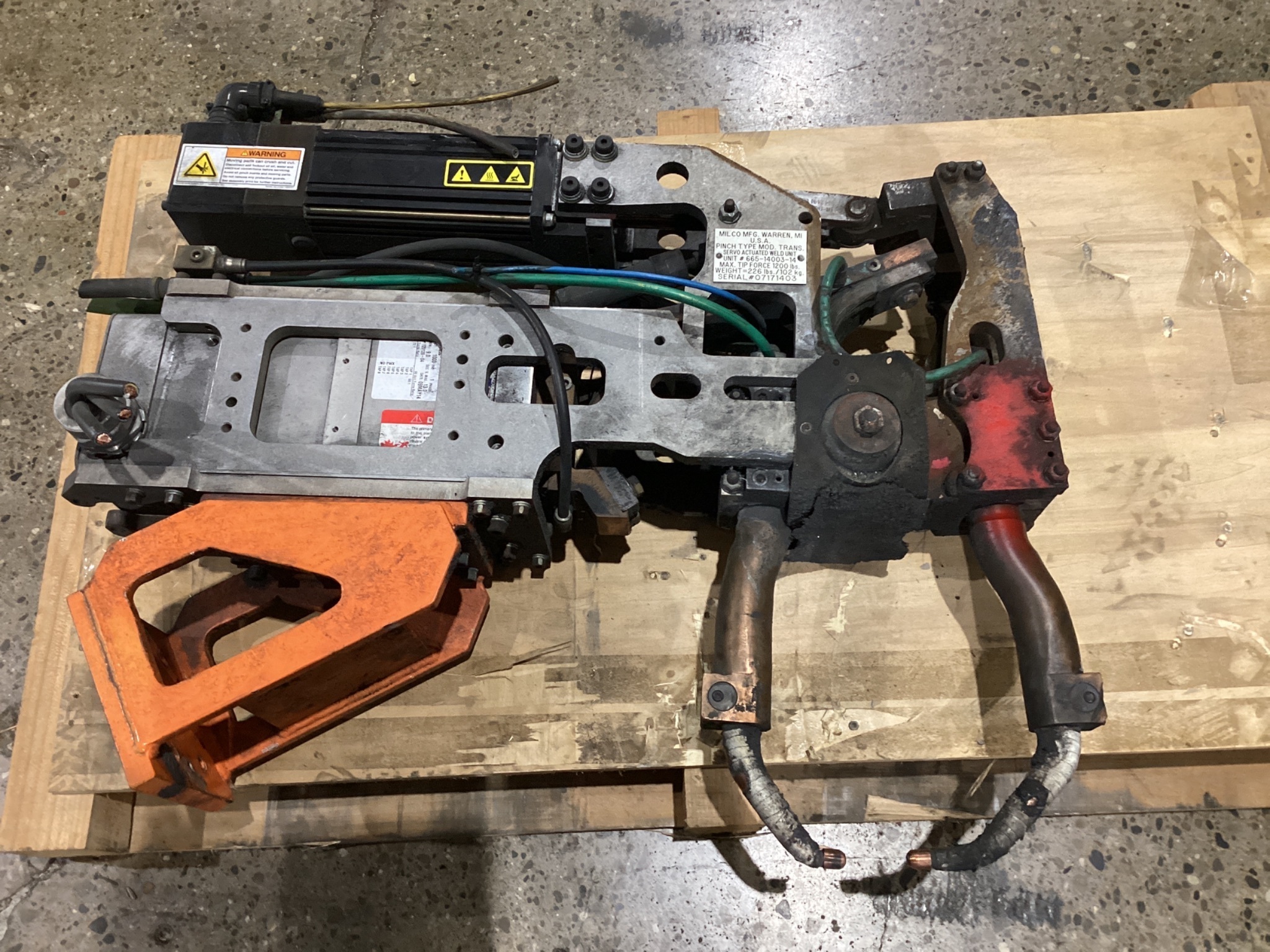 MILCO 665-14003-14 Pinch-Type Weld Gun USED 0
