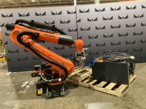 KUKA KR 120 R3100-2/FLR w/ KRC4 Controls USED