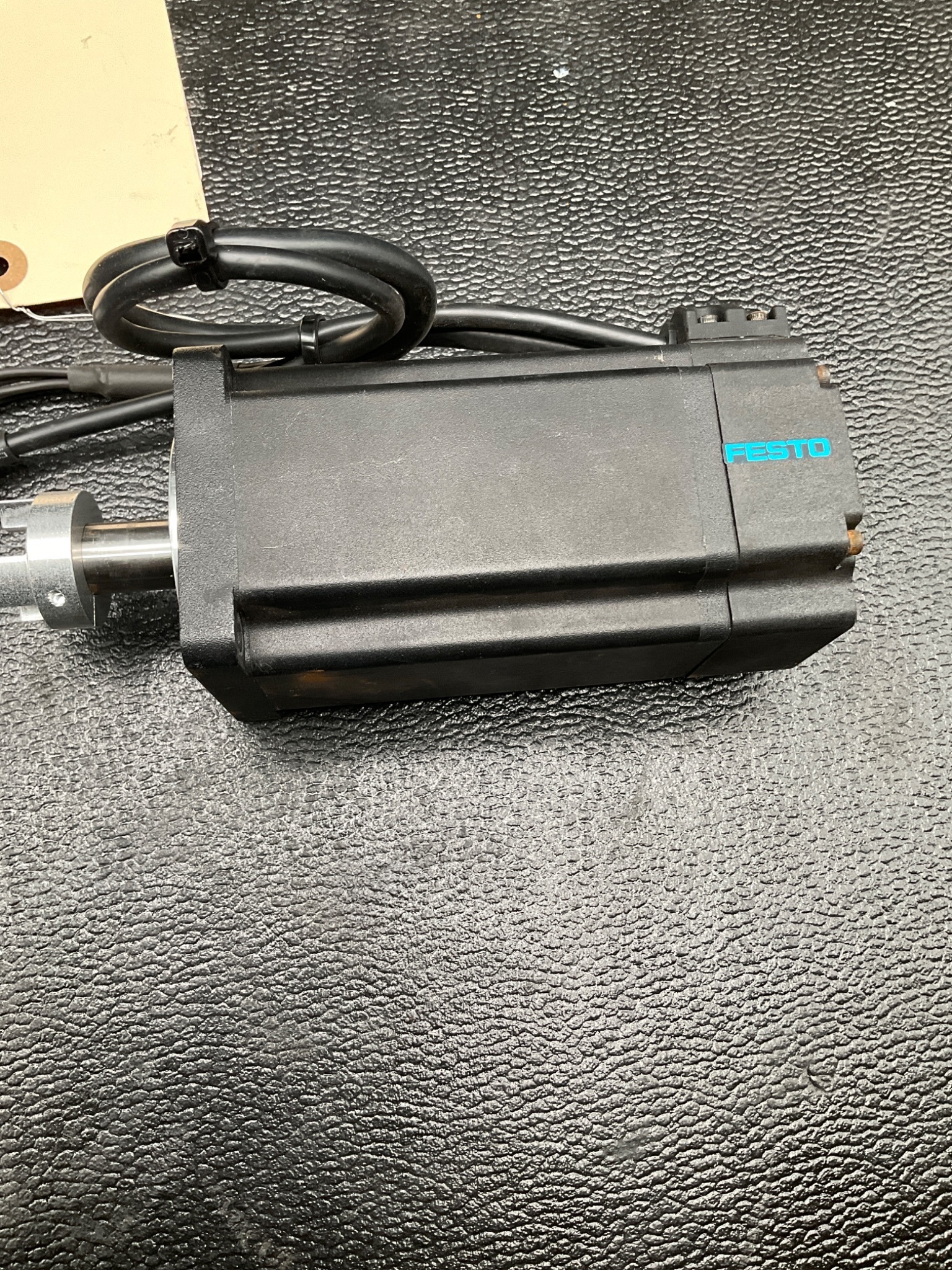 FESTO EMMB-AS-60-04-S30S SERVO MOTOR USED 1