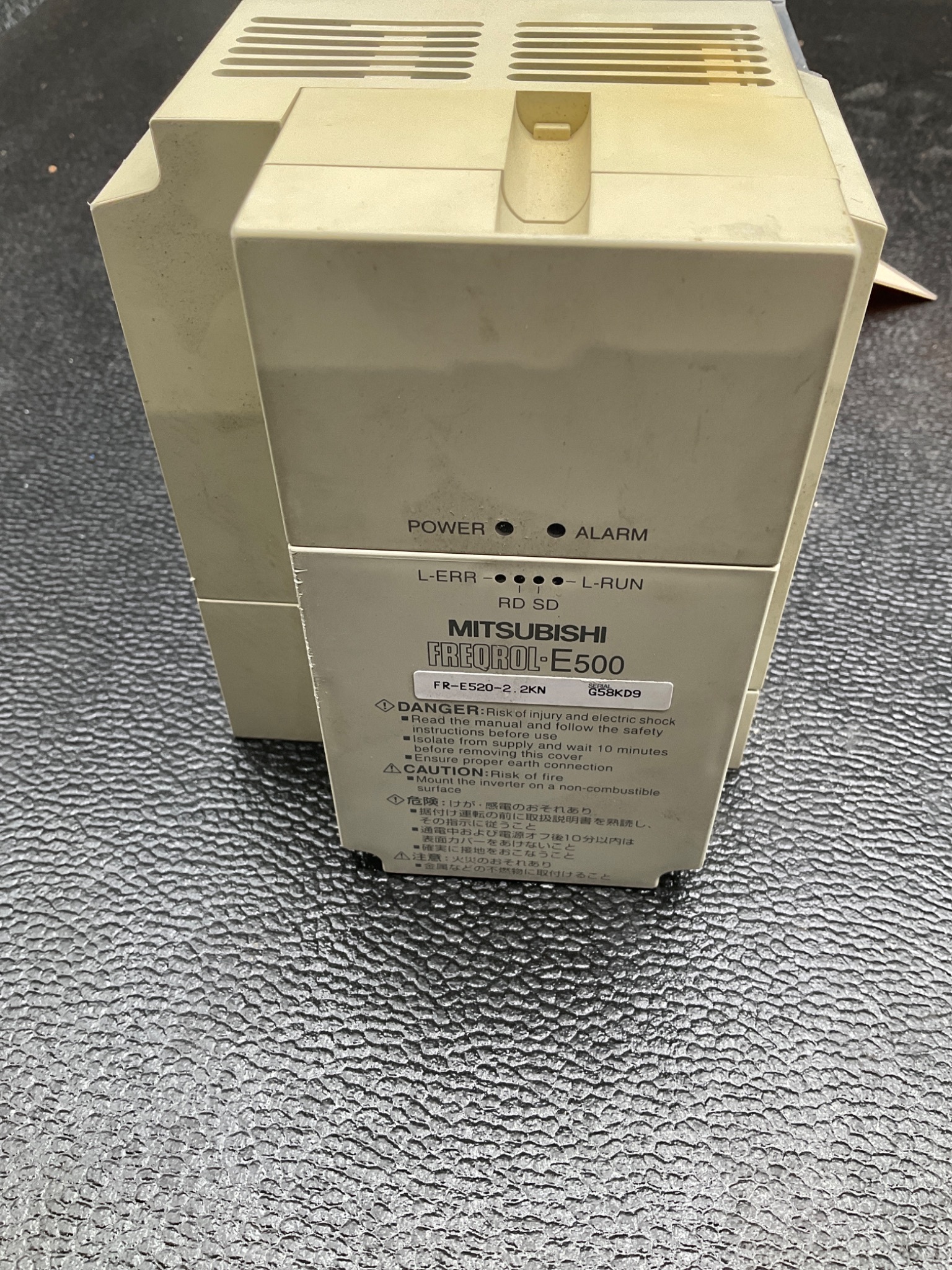 MITSUBISHI FR-E520-2.2KN VFD 2.2KW 3PHASE DRIVE USED 1