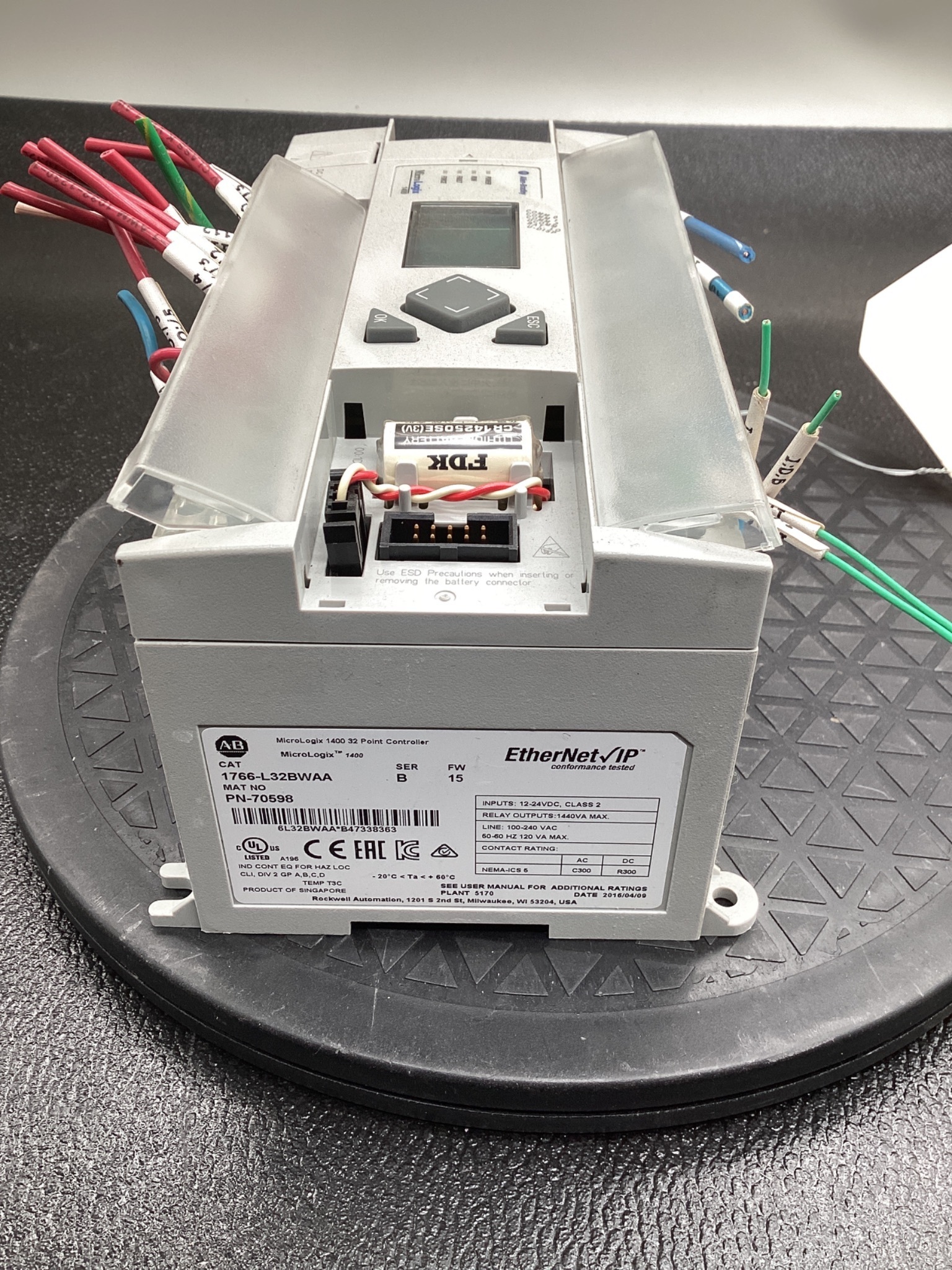 ALLEN BRADLEY 1766-L32BWAA MICROLOGIX 1400 32-POINT PLC USED 3