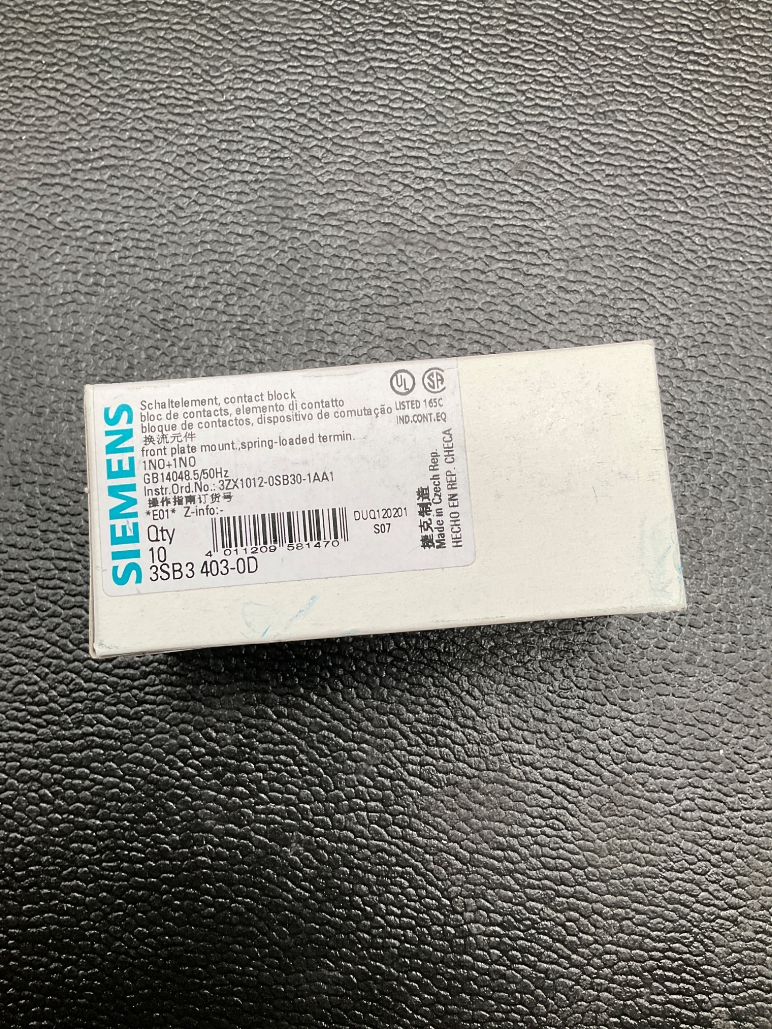SIEMENS 3SB3403-0D CONTACT BLOCK 1NO+1NO SPRING TERMINAL NEW (10 PACK) 1