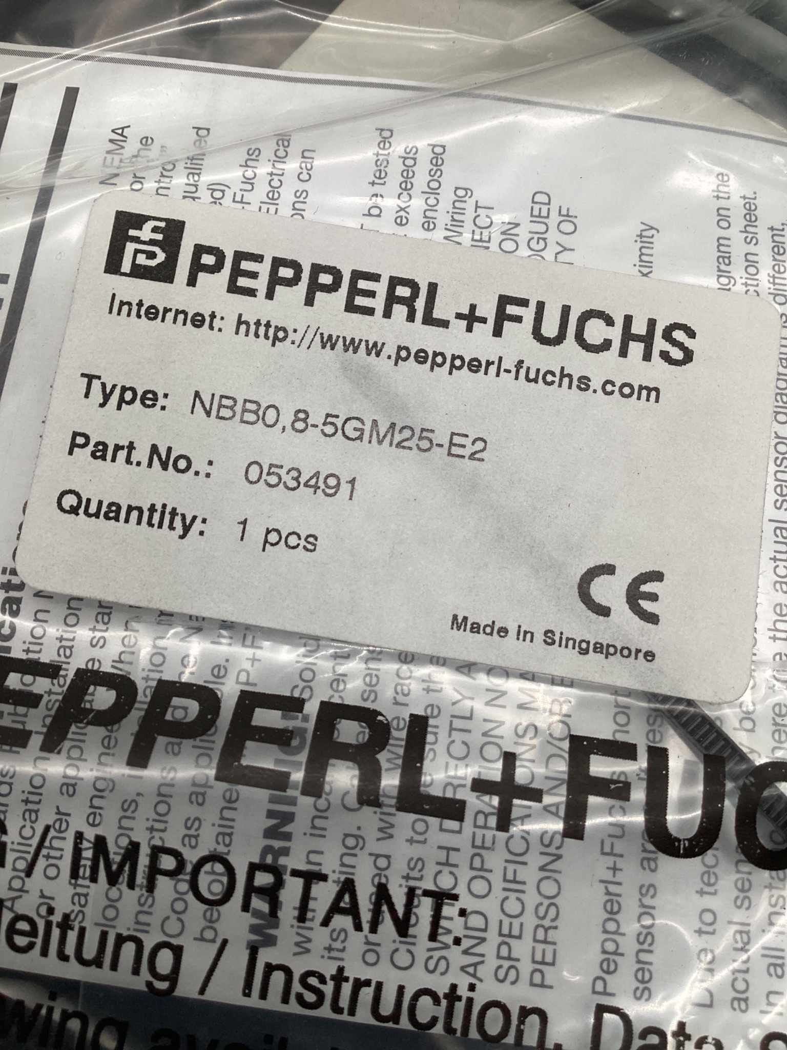 PEPPERL+FUCHS 053491 INDUCTIVE PROXIMITY SENSOR NBB0.8-5GM25-E2 NEW 5