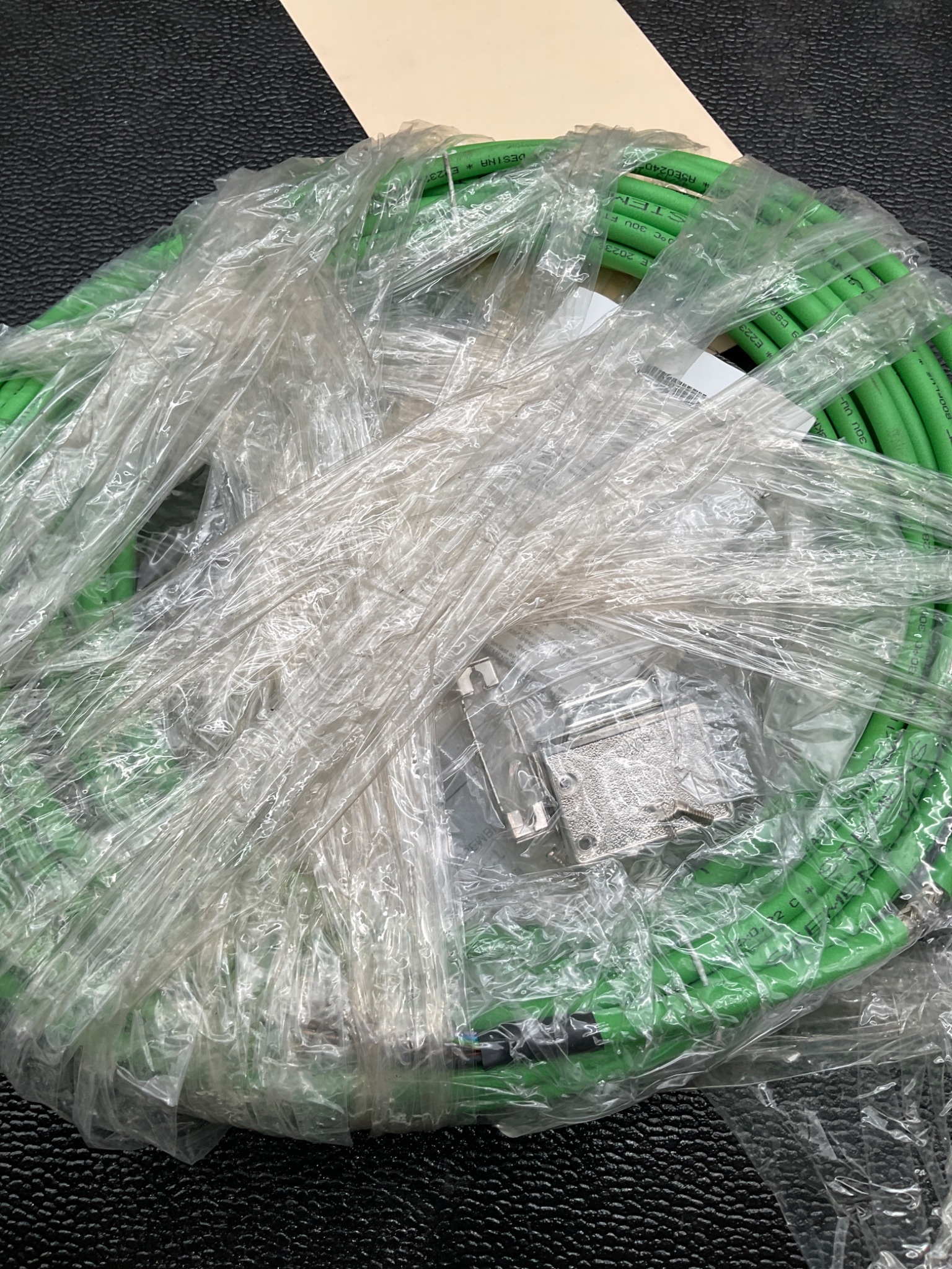 SIEMENS 6FX8002-2KE00 SIGNAL CABLE NEW 3