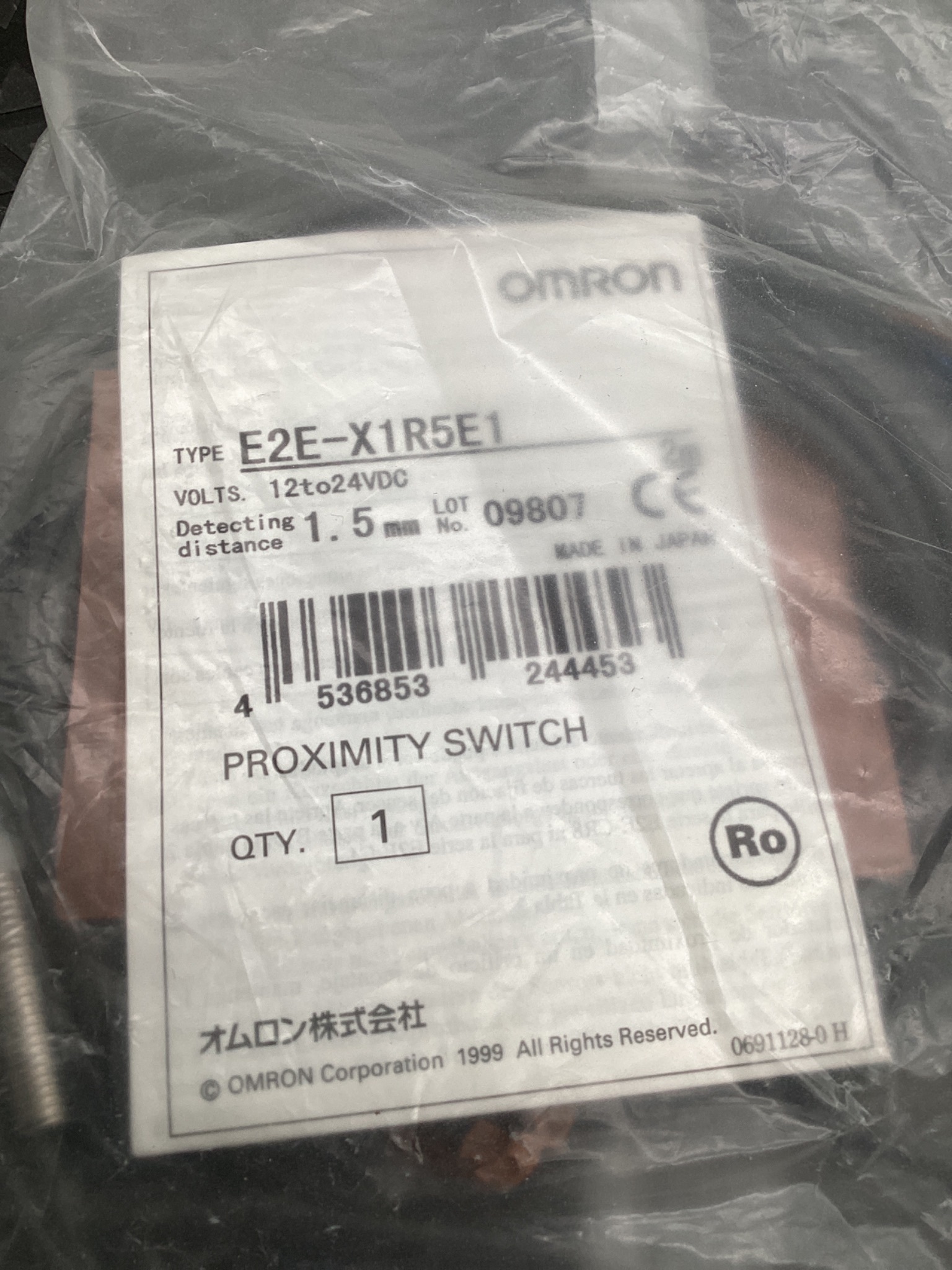 OMRON E2E-X1R5E1 PROXIMITY SENSOR M8 NPN NO 1.5MM NEW 4