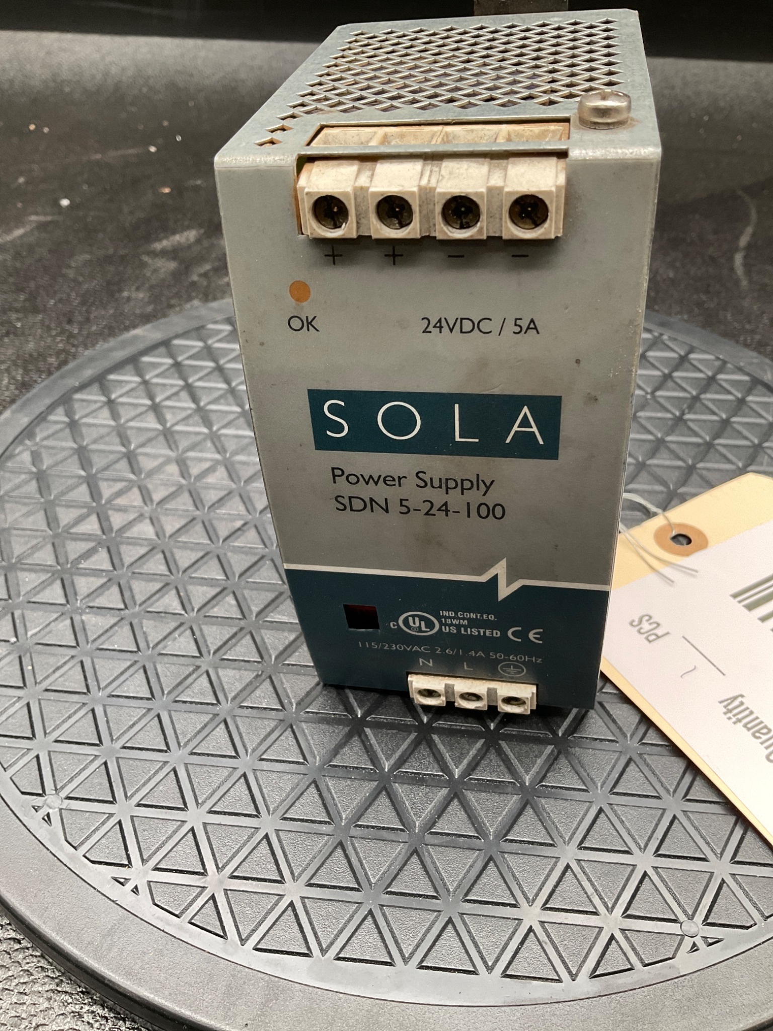 SOLA SDN 5-24-100 DIN RAIL POWER SUPPLY 24V 5A USED 2