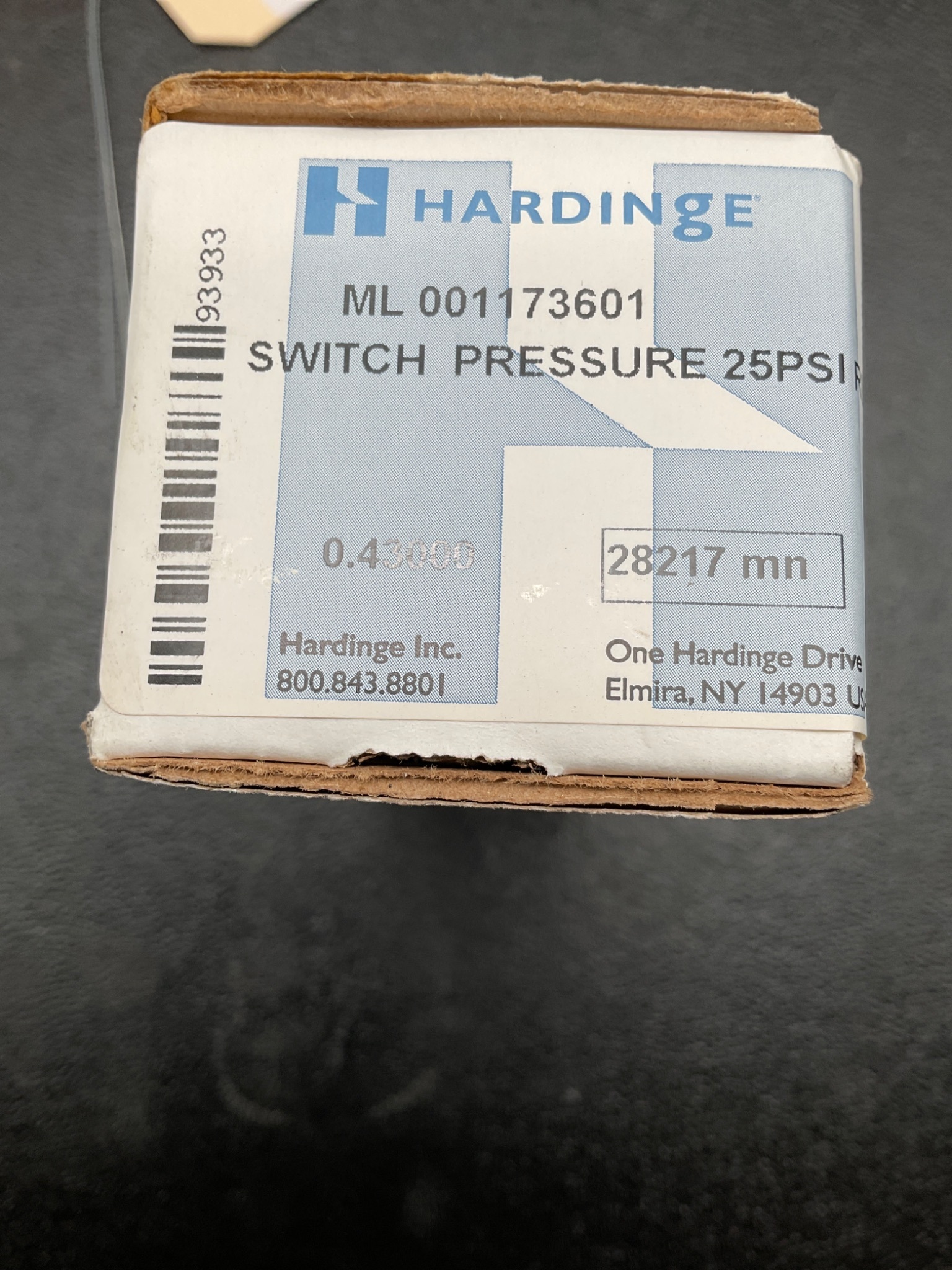 UNITED ELECTRIC 10F10M201 PRESSURE SWITCH 4-50PSI SPDT DIN NEW 2