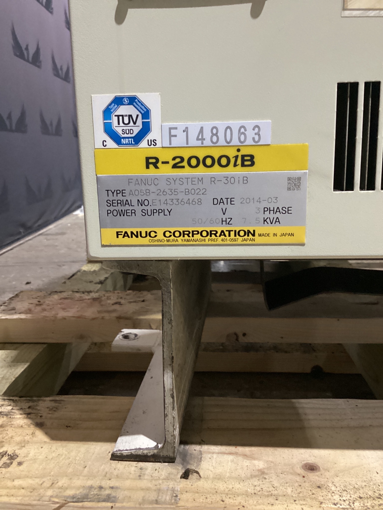 FANUC R-2000iB/210F w/ R-30iB Controls USED 11