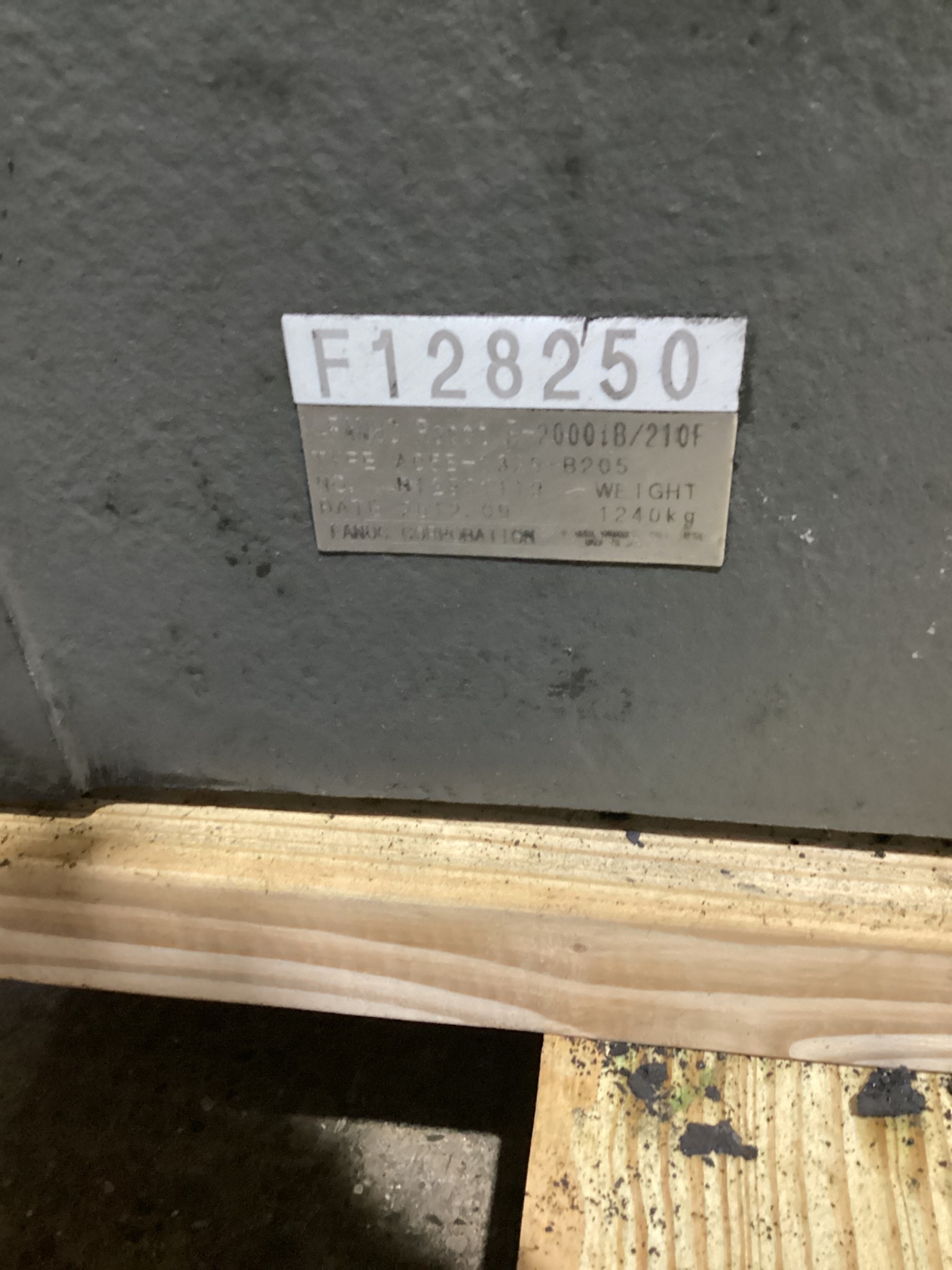 FANUC R-2000iB/210F w/ R-30iB Controls USED 7