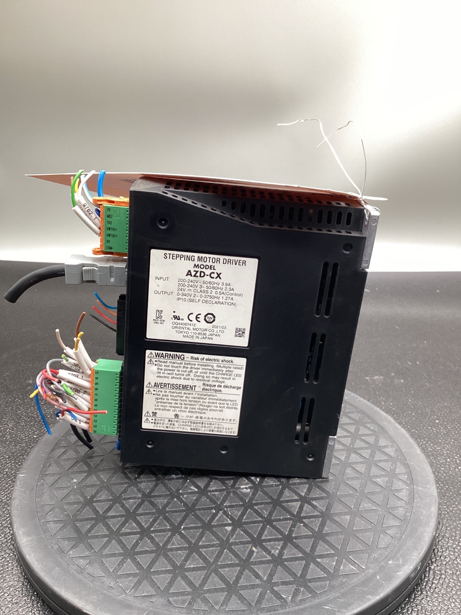 ORIENTAL MOTOR AZD-CX CLOSED LOOP STEPPER DRIVER RS-485 USED 3