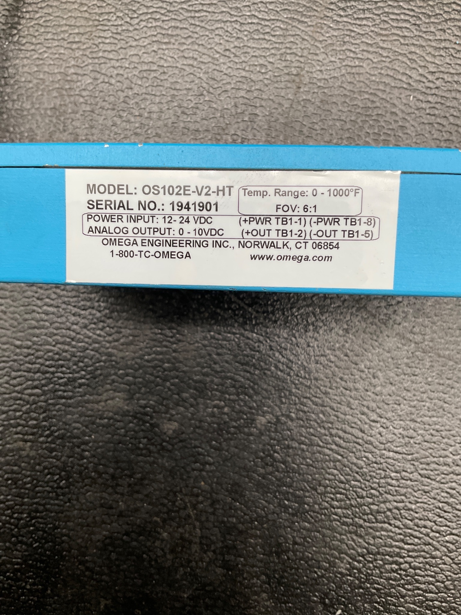 OMEGA OS102E-V2-HT INFRARED TEMPERATURE SENSOR RS232 USED 2