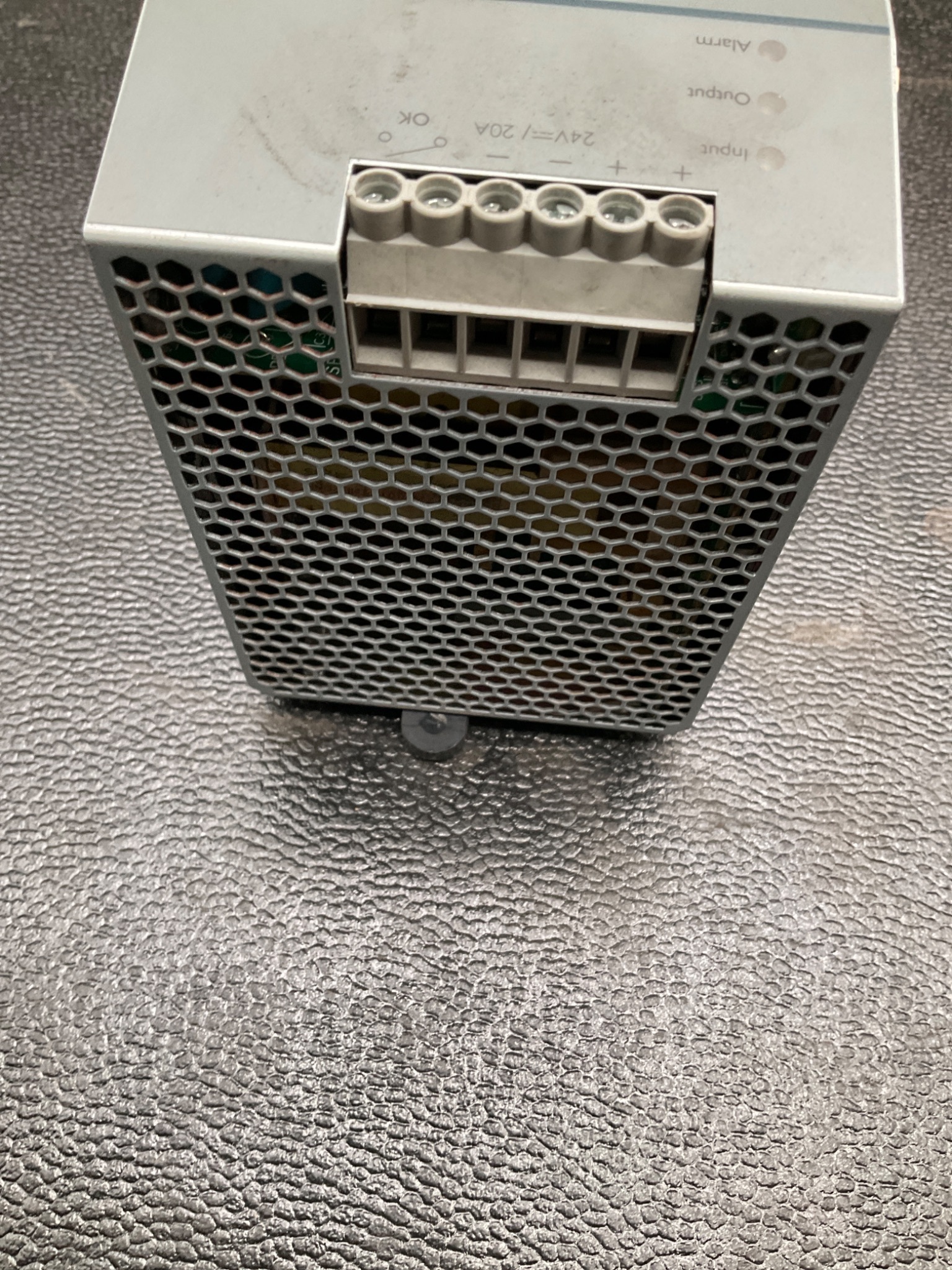 SOLA SDN 20-24-480CC DIN RAIL POWER SUPPLY 24VDC 20A USED 5