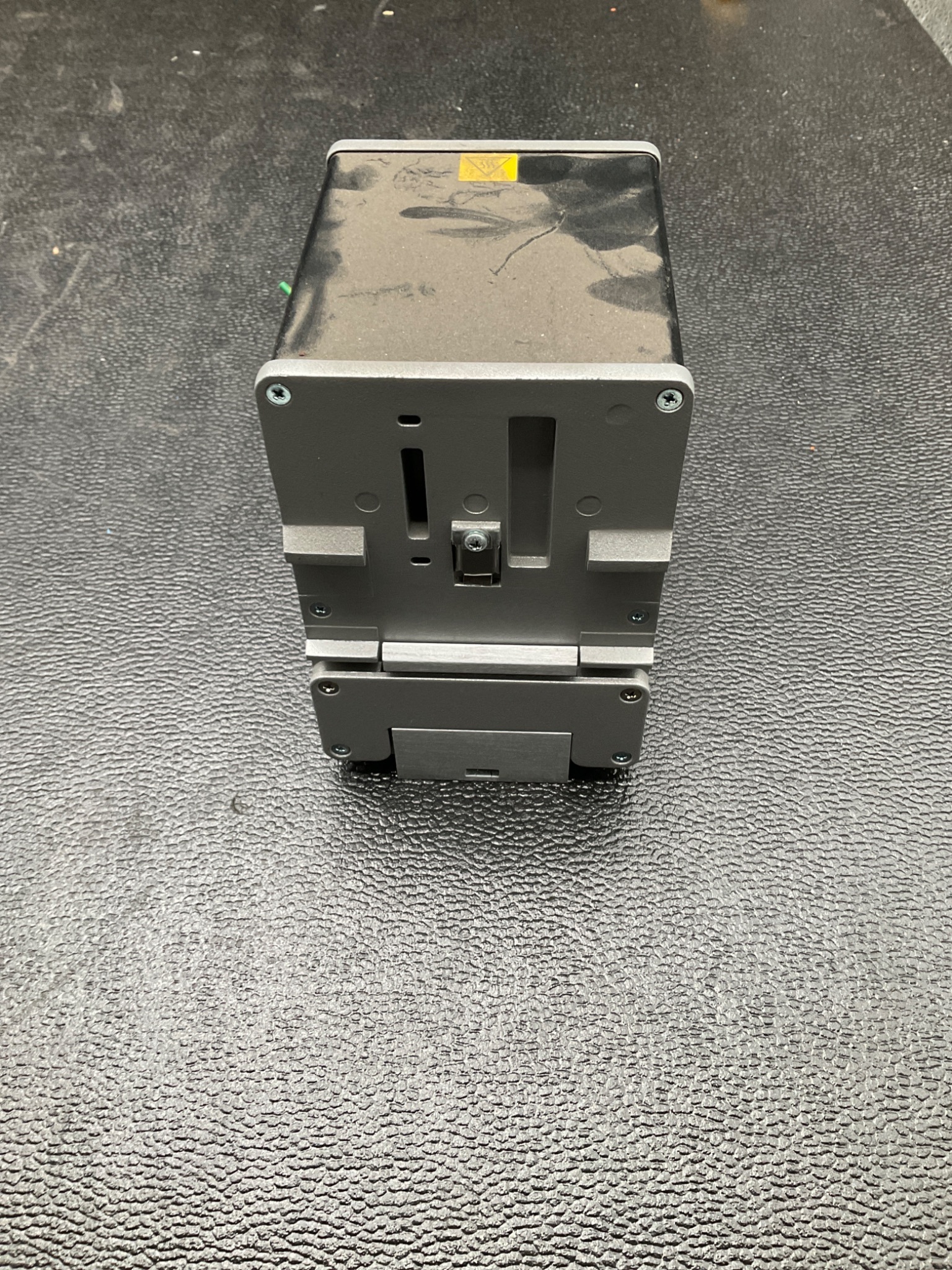 CISCO IE-2000 INDUSTRIAL ETHERNET SWITCH SD CARD CONSOLE USED 4