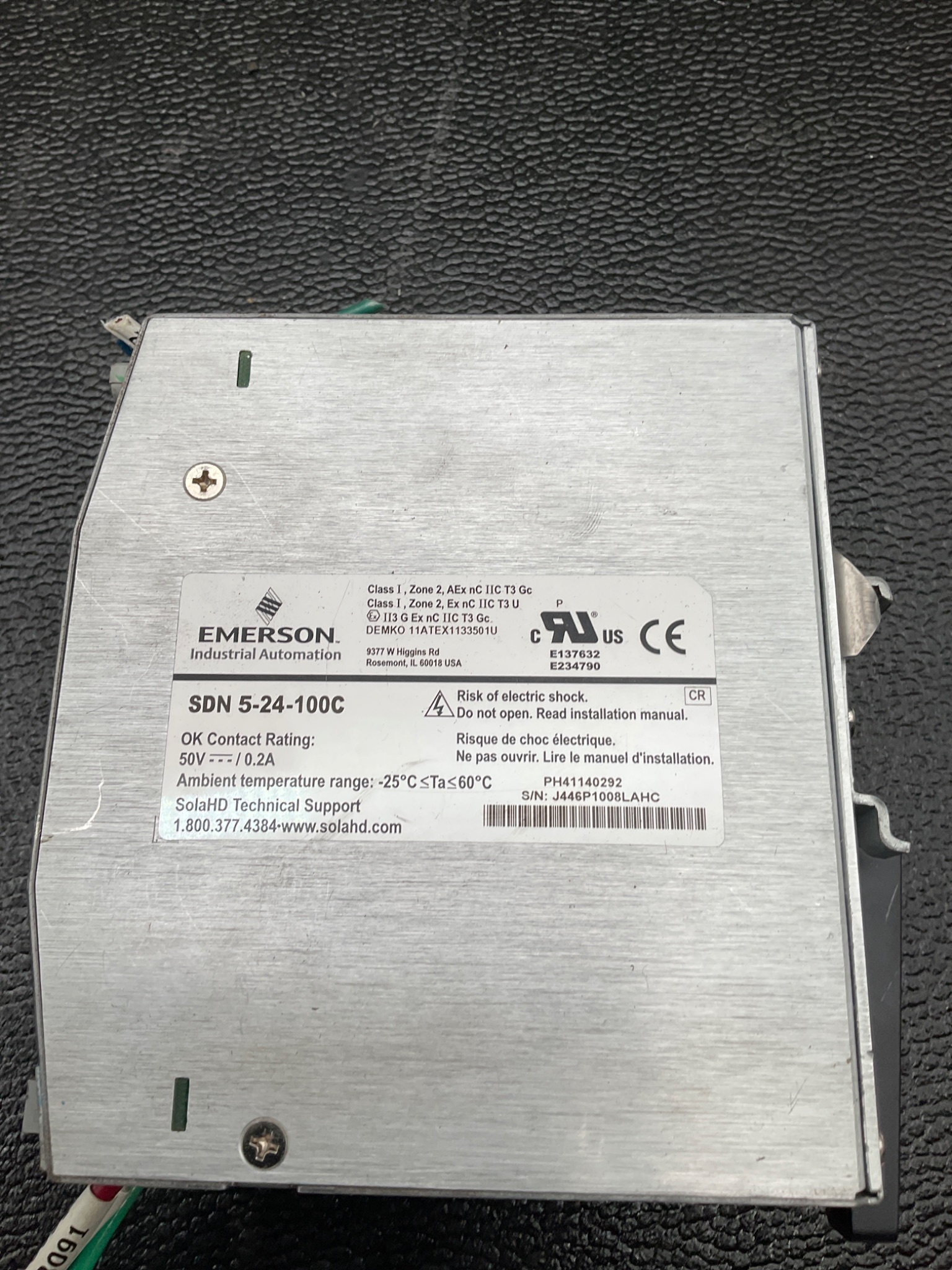 SOLA SDN 5-24-100C DIN RAIL POWER SUPPLY 24VDC 5A USED 1