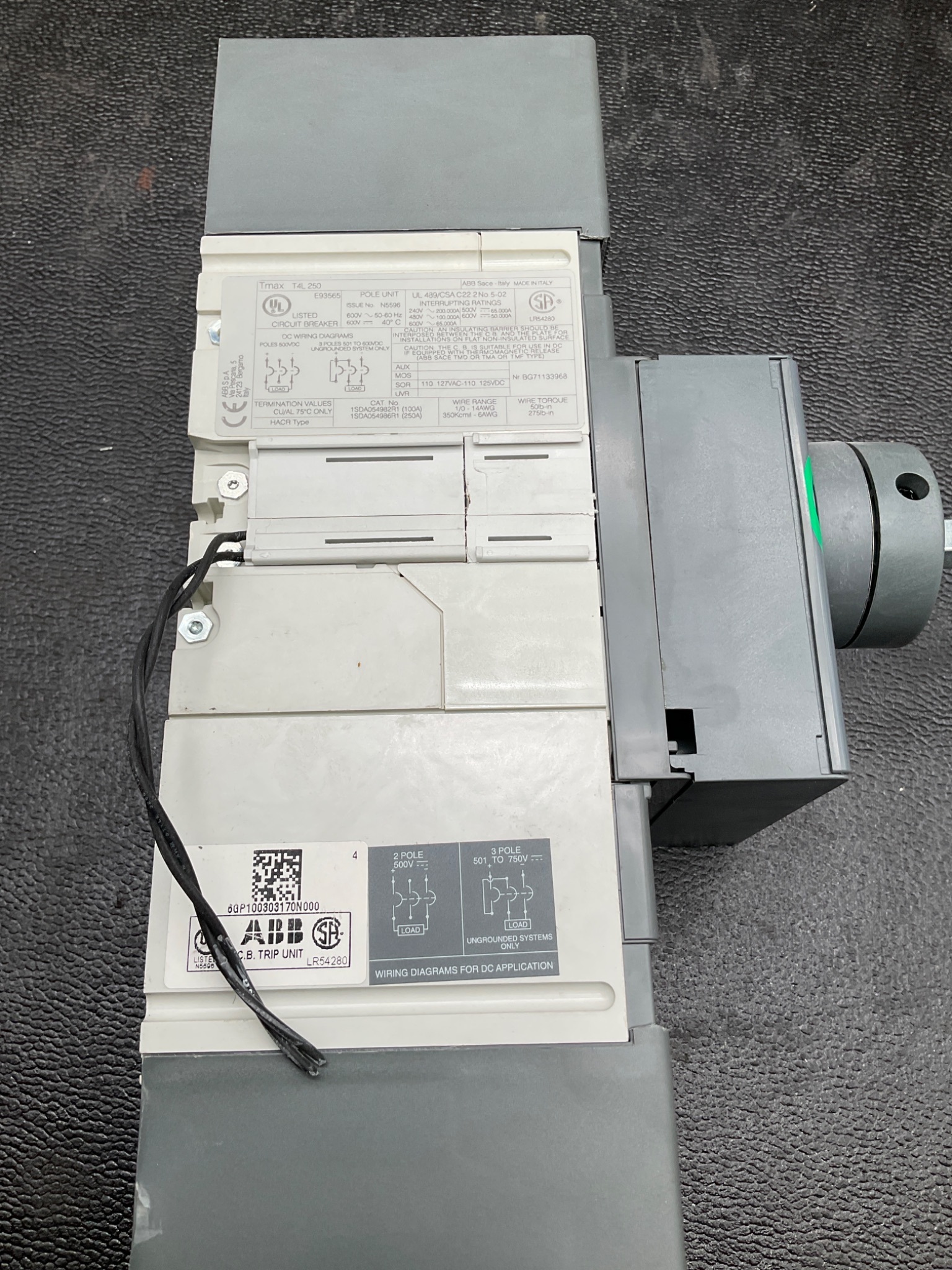 ABB SACE T4L-250 MOULDED CASE CIRCUIT BREAKER 250A 3P USED 1