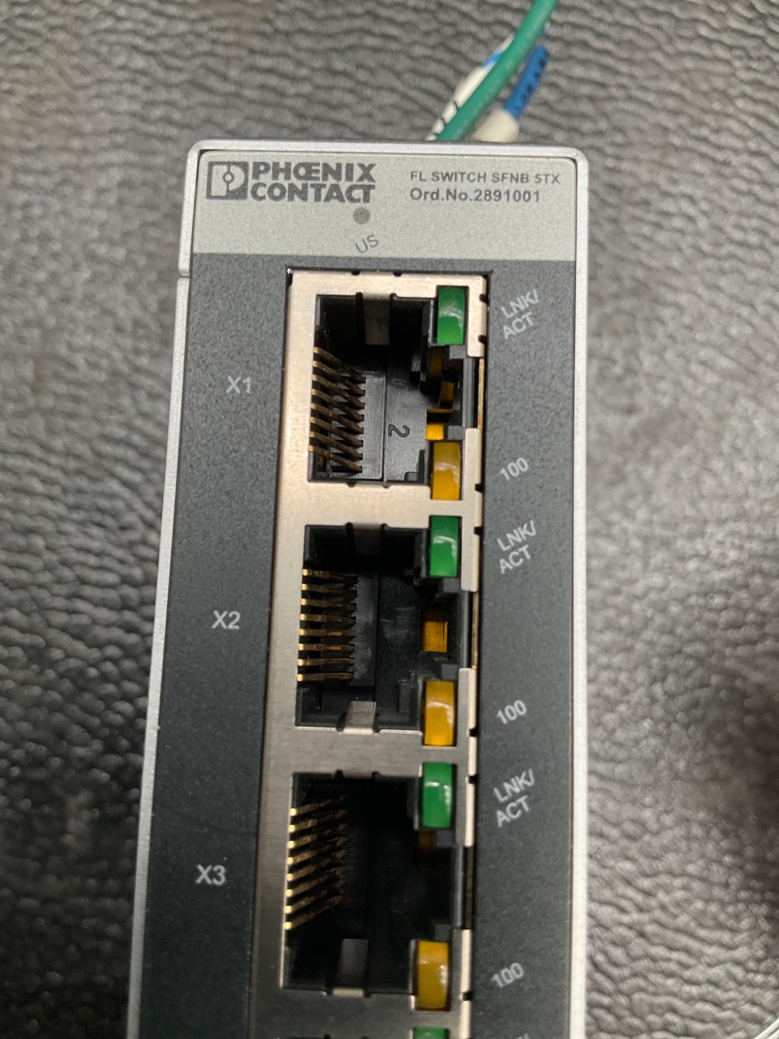 PHOENIX CONTACT FL SWITCH SFNB 5TX Ethernet Switch 5-Port 24VDC USED 4
