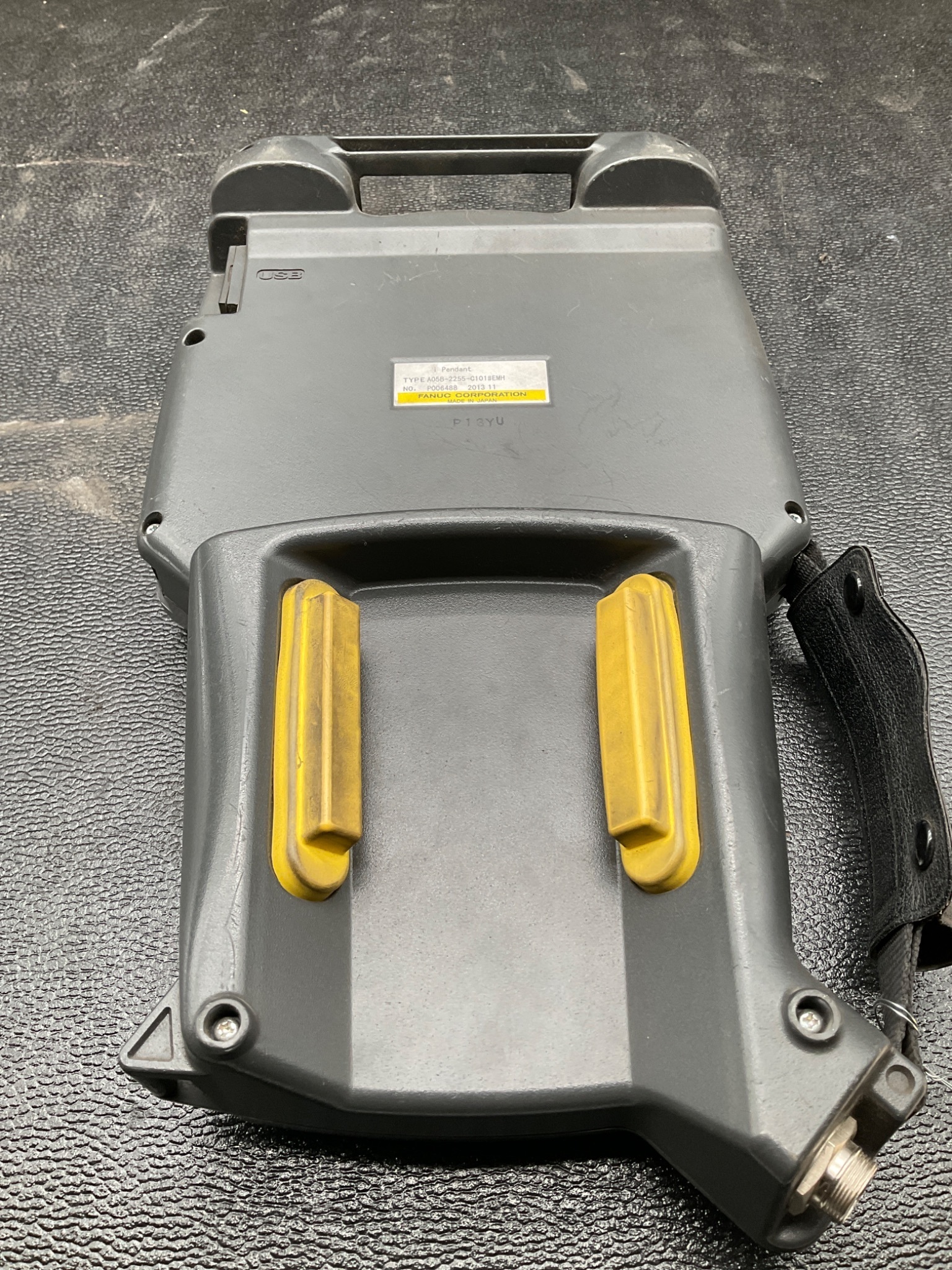 FANUC A05B-2255-C101#EMH Material Handling iPendant Touchscreen USED 3