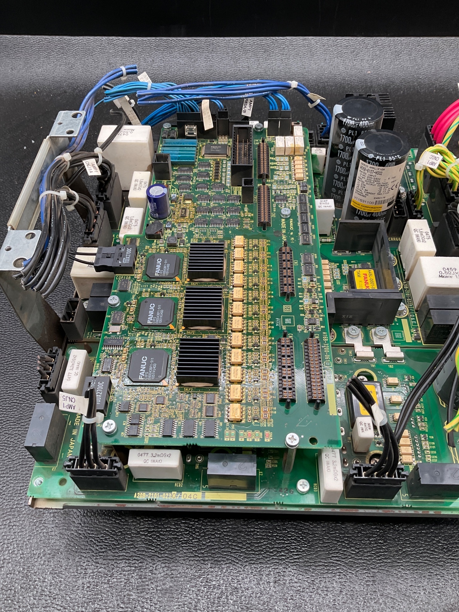 FANUC A06B-6107-H002 Alpha i Servo Amplifier USED 1
