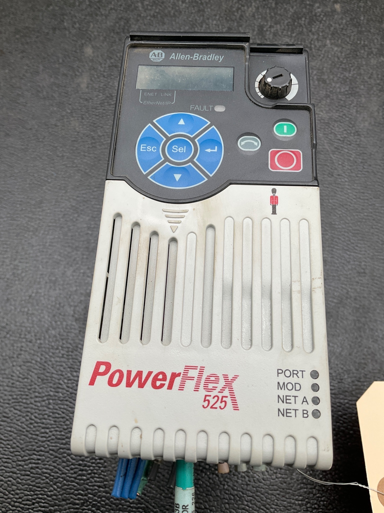 ALLEN BRADLEY 25B-D4P0N104 PowerFlex 525 AC Drive 2HP 480V USED 1
