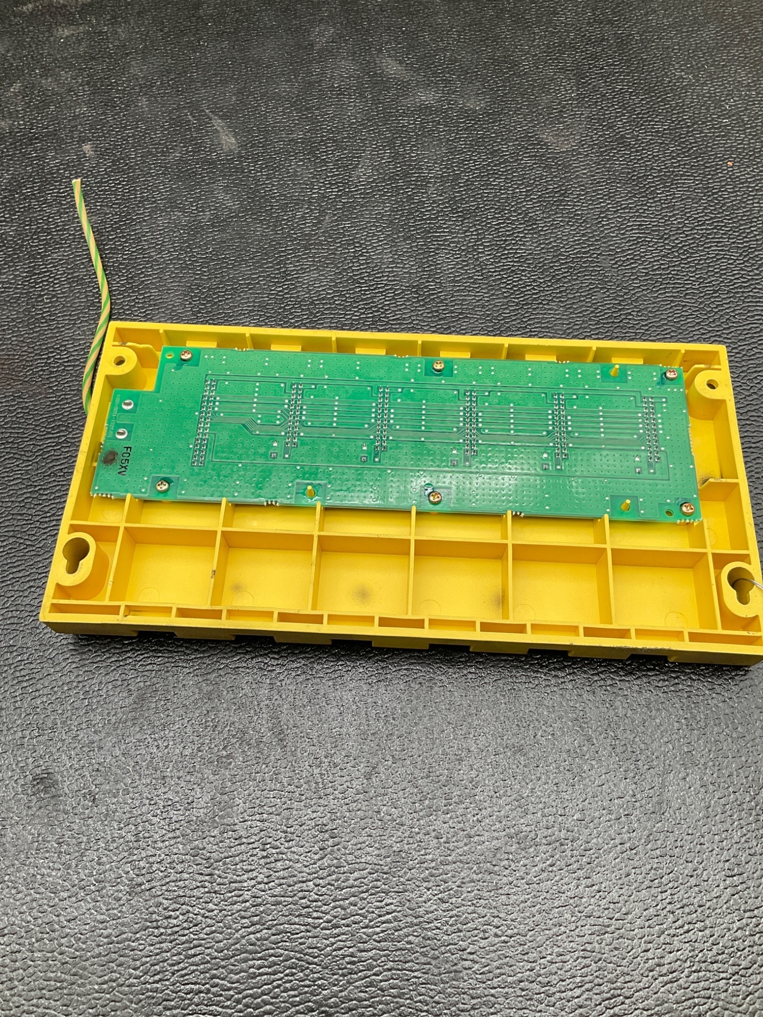 FANUC A03B-0819-C002 5-Slot I/O Base Unit ABU05A Horizontal USED 3