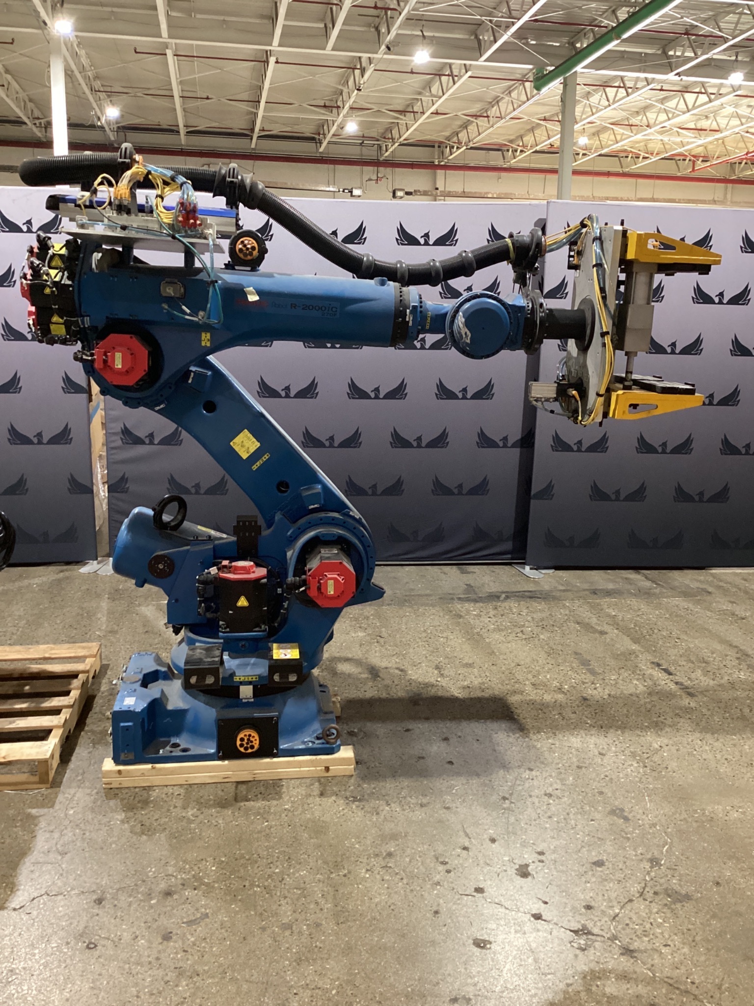 FANUC R-2000iC/210F w/ R30iB PLUS Controls USED 1