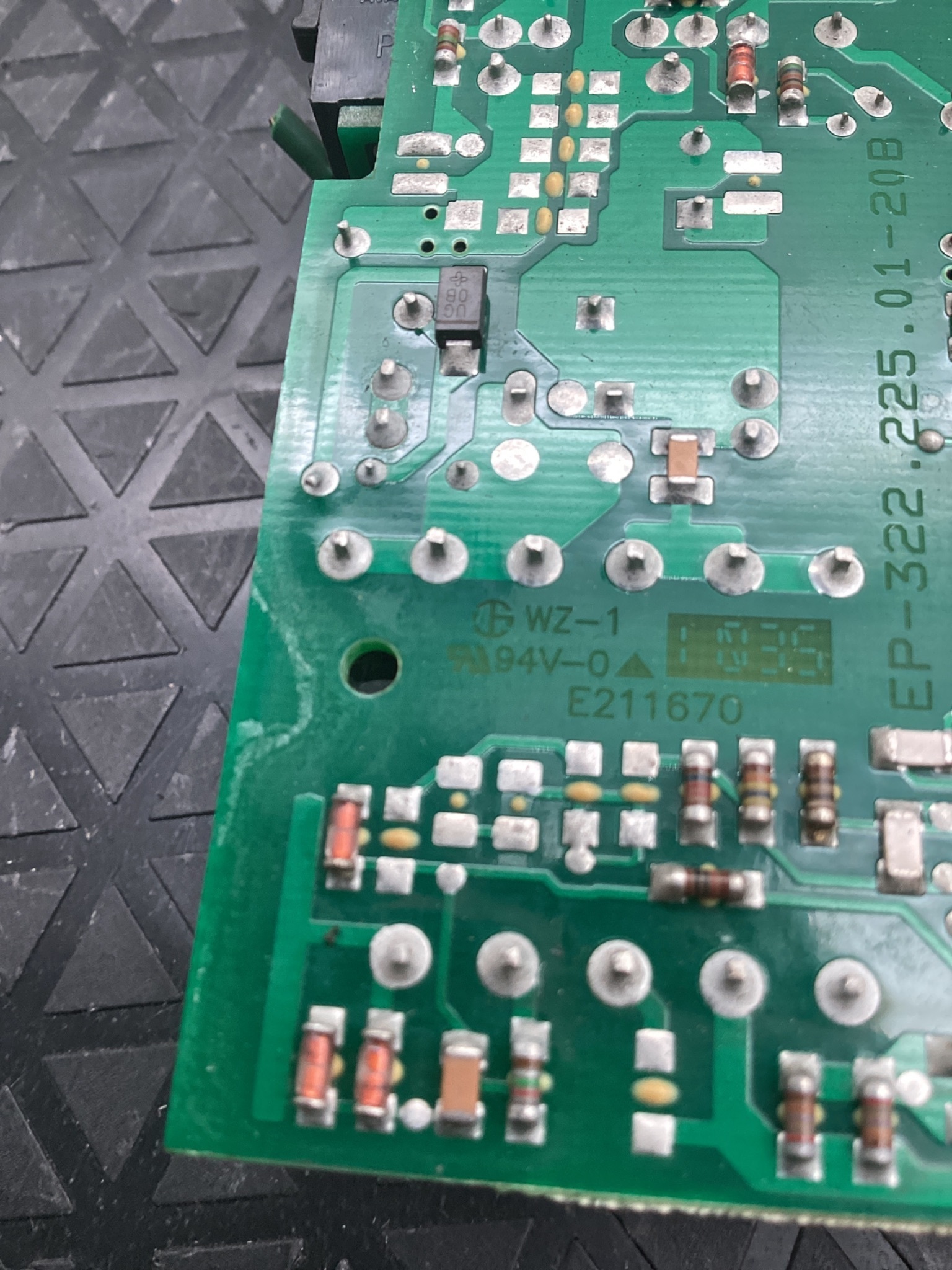 PULS EP-322.225.01-20B Power Supply Board USED 5
