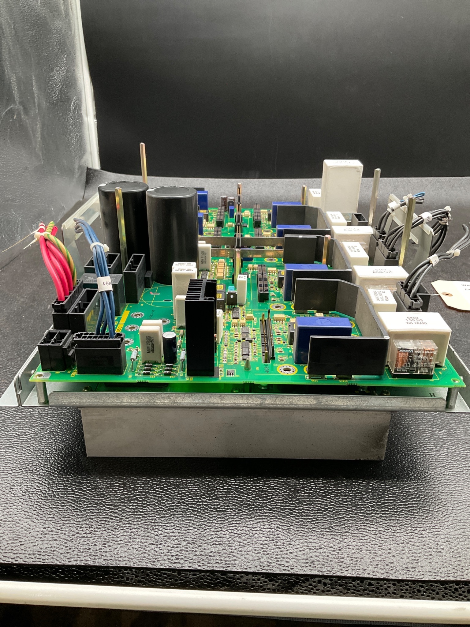 FANUC A06B-6105-H002 D 6-Axis Servo Amplifier Drive USED 3