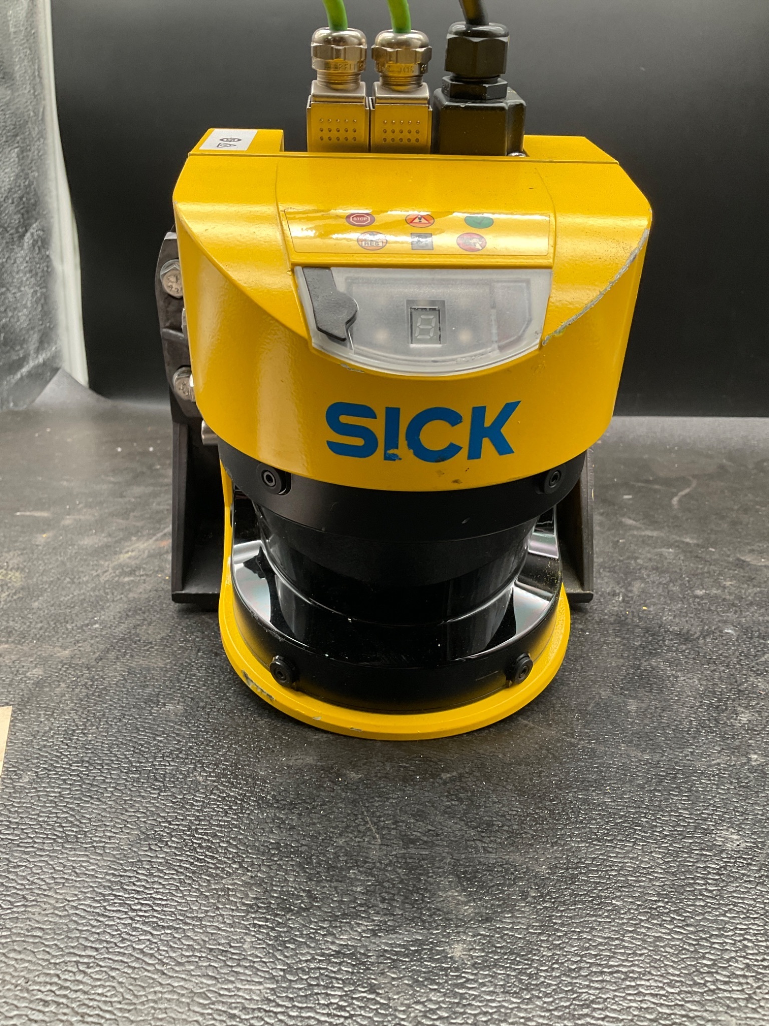 SICK S30A-4111CP Safety Laser Scanner USED 5