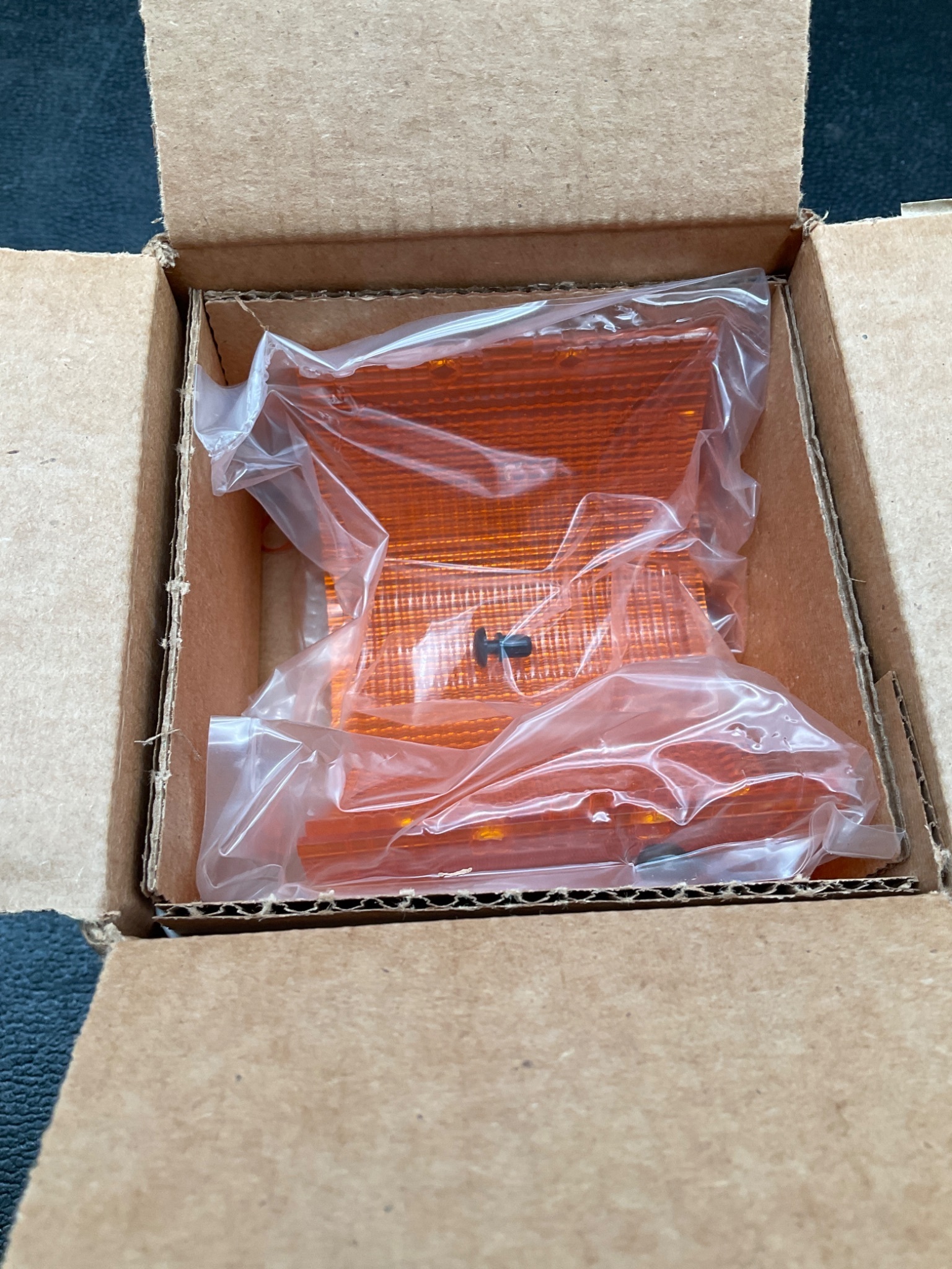 FEDERAL SIGNAL LSL-024A Litestak Stack Light Module 24VDC Amber NEW 2
