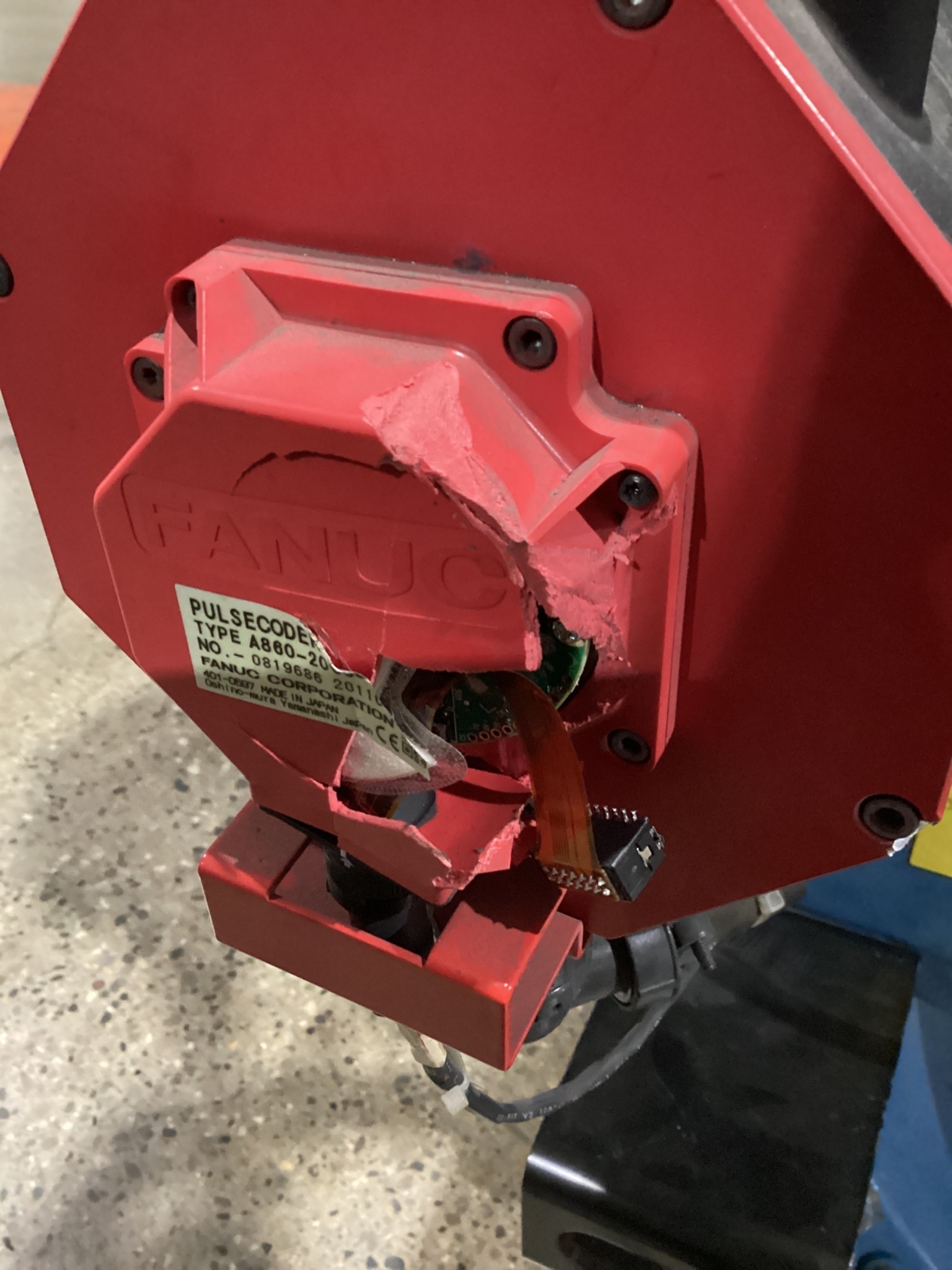 FANUC R-2000iC/210F w/ R30iB PLUS Controls USED 18
