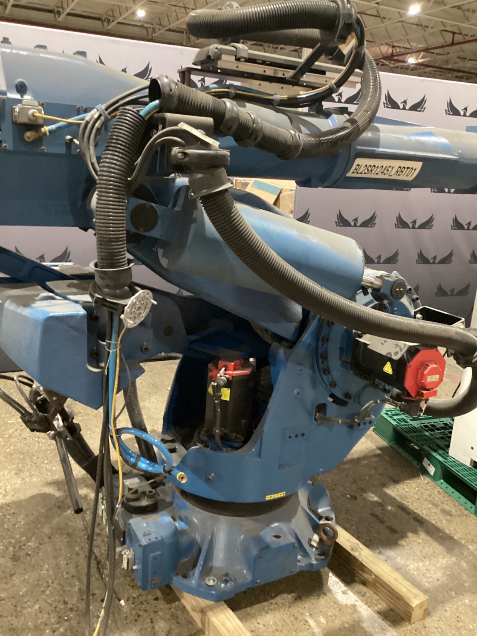 FANUC M-900IB/400L + R30IB PLUS Controls USED 4