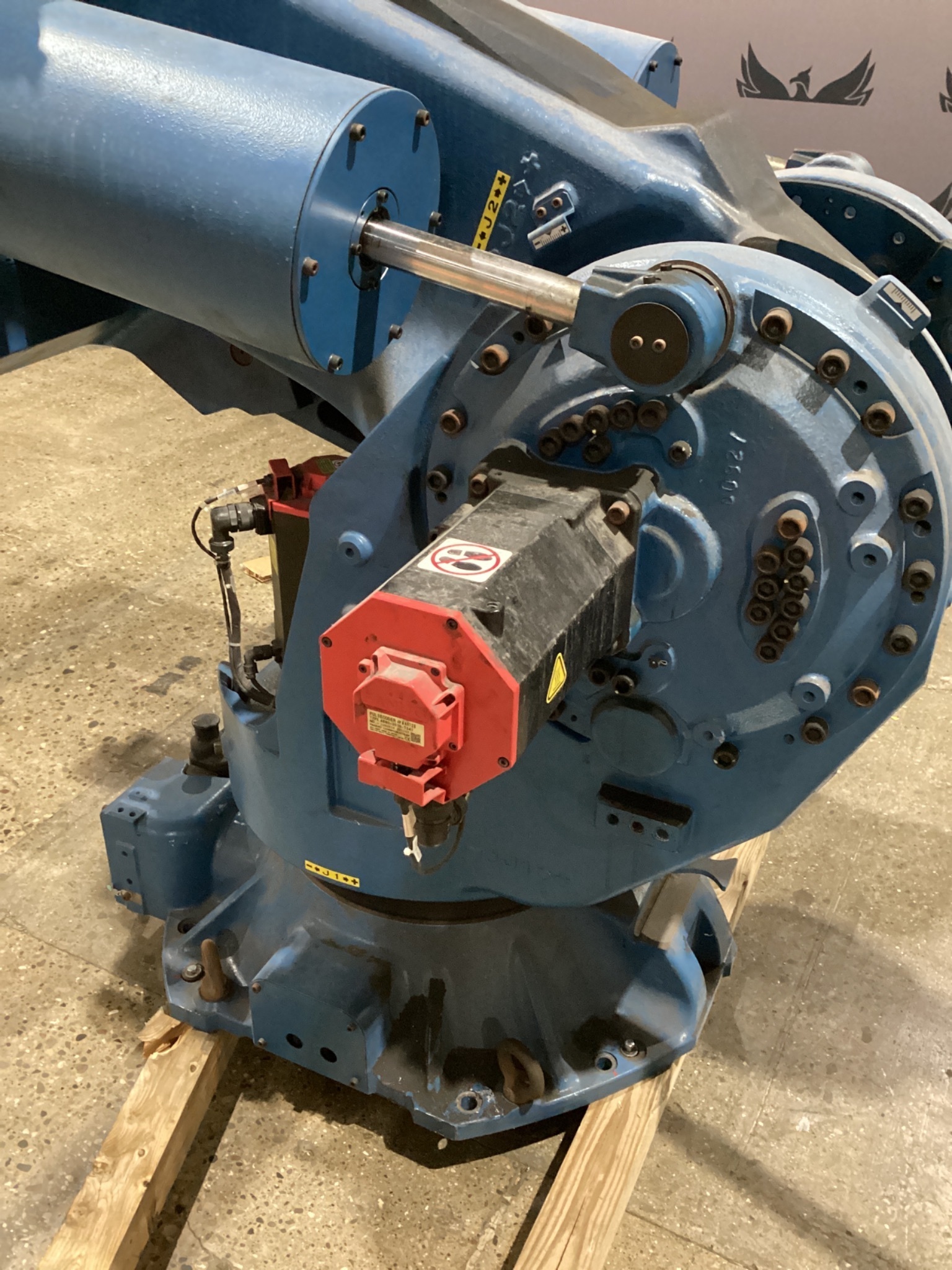 FANUC M-900iB/400L w/ R-30iB PLUS Controls USED 1
