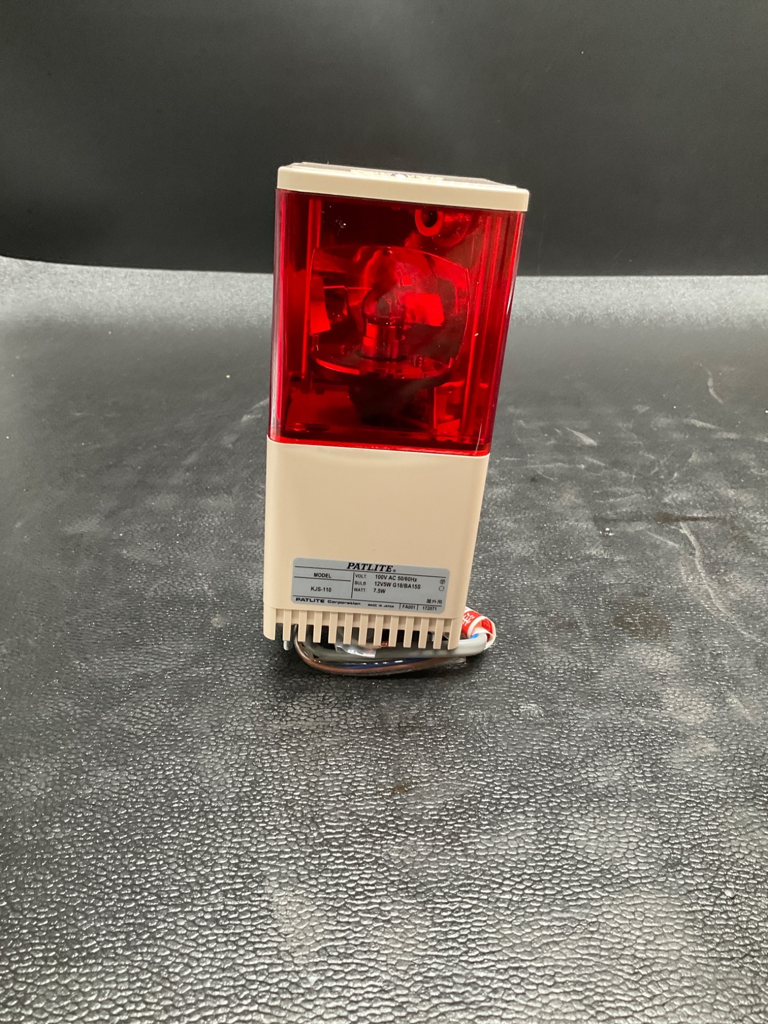 PATLITE KJS-110R ROTARY WARNING LIGHT 100V RED NEW 5
