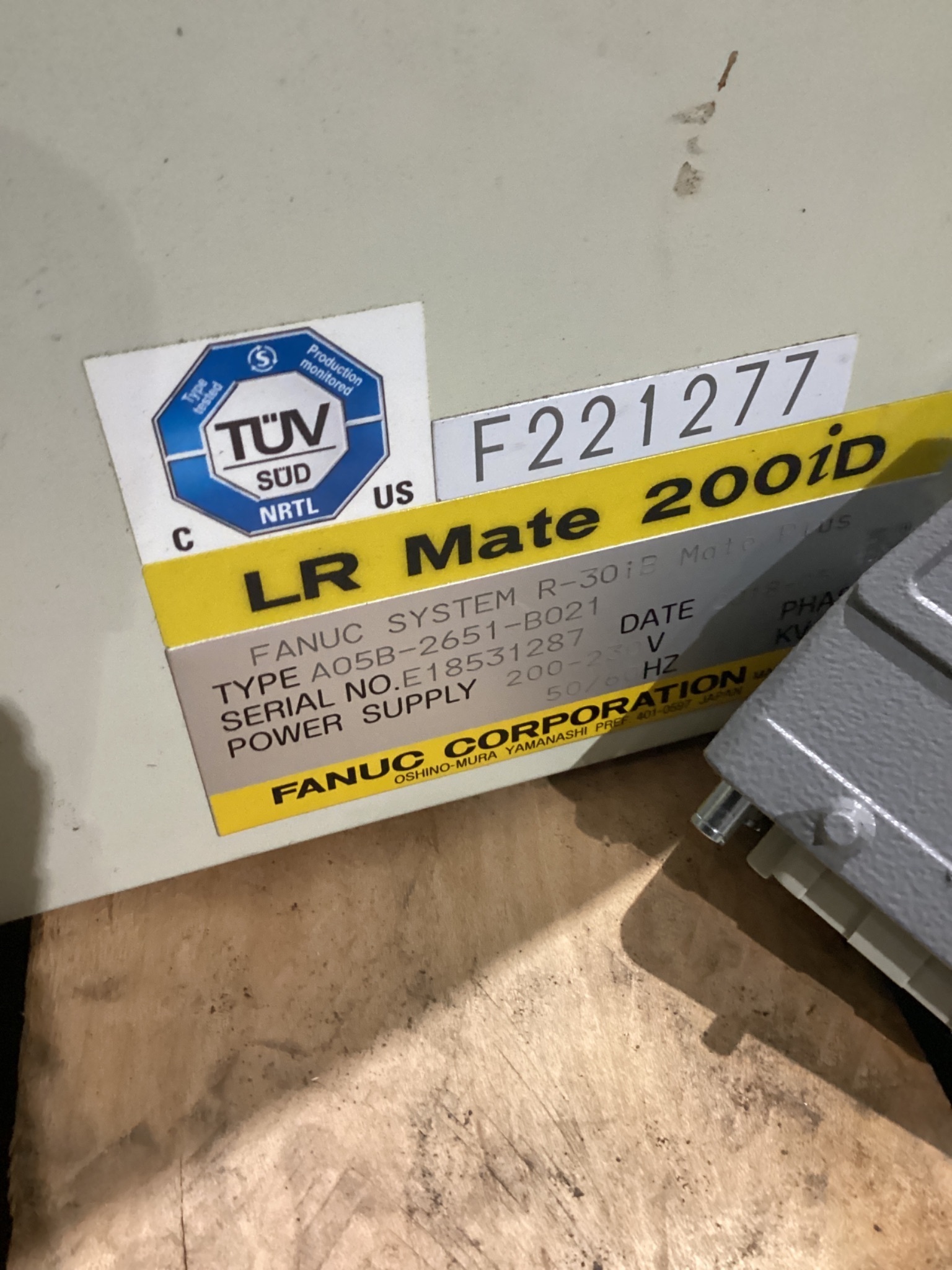 FANUC LR Mate 200iD/7L w/ R-30iB Mate PLUS Controls USED 3