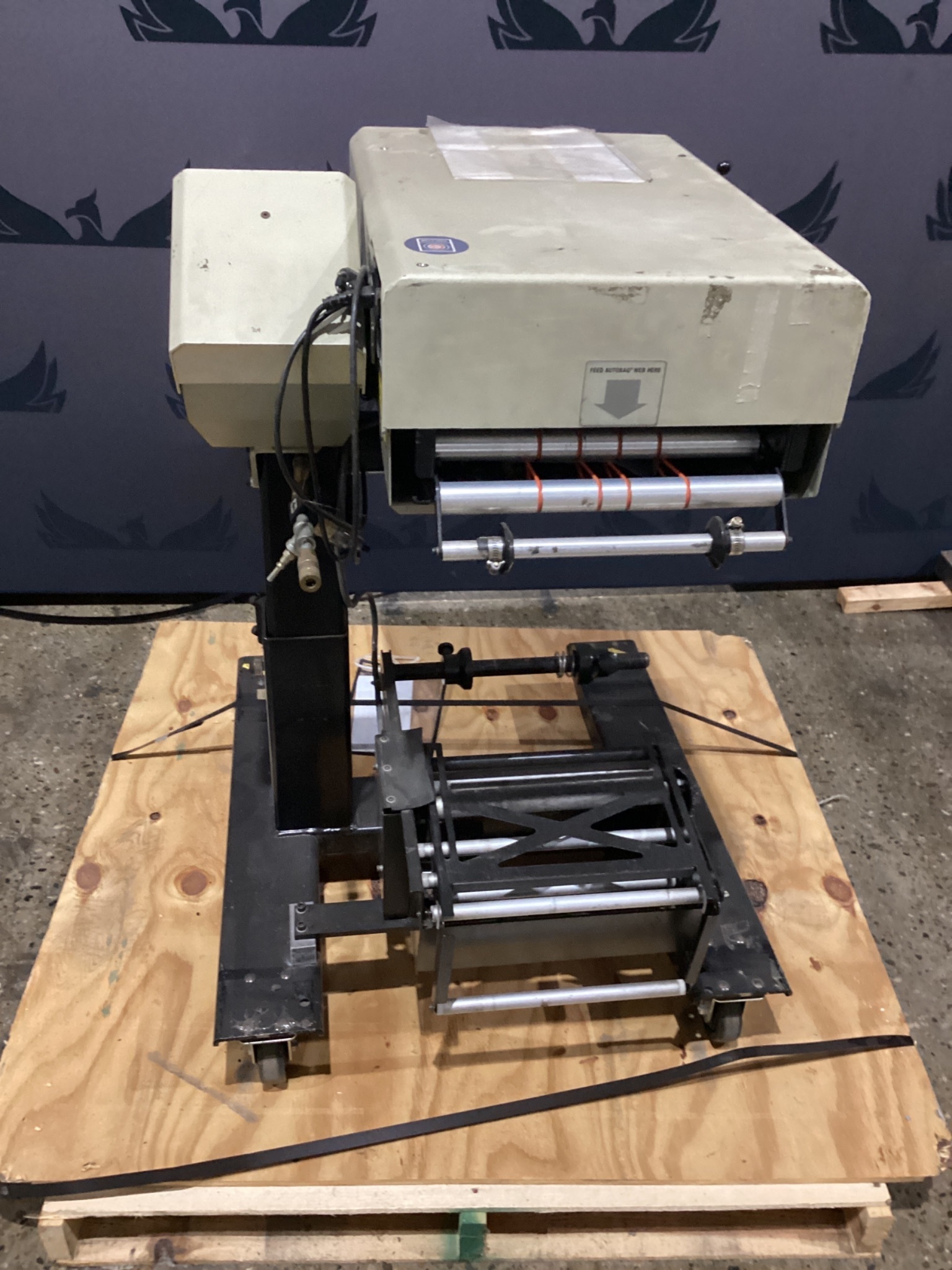 AUTOMATED PACKAGING SYSTEMS HS-100 EXCEL BAGGERS USED 0