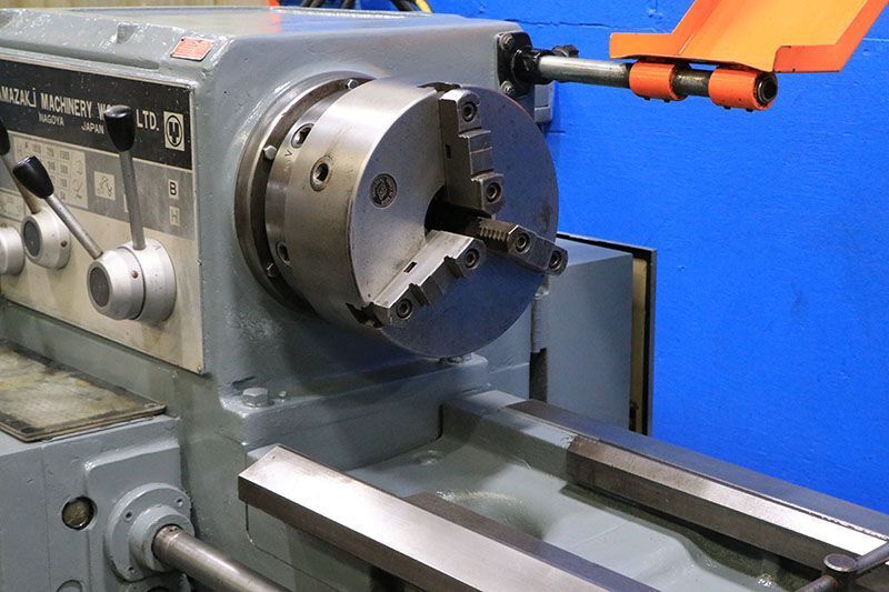 1980'S MAZAK GAP BED LATHE USED 14