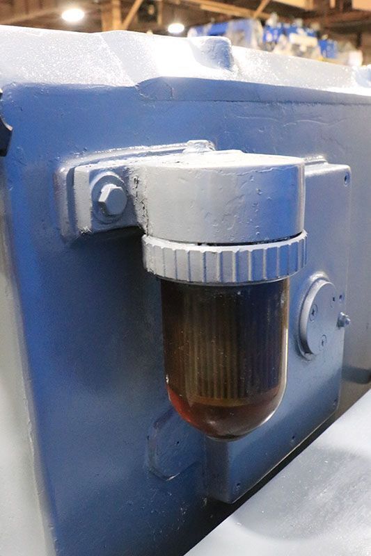 1980'S MAZAK GAP BED LATHE USED 16
