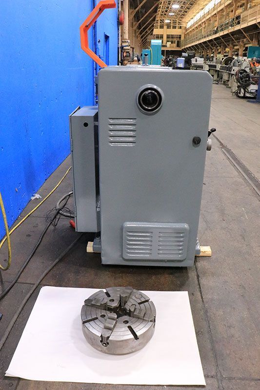 1980'S MAZAK GAP BED LATHE USED 2