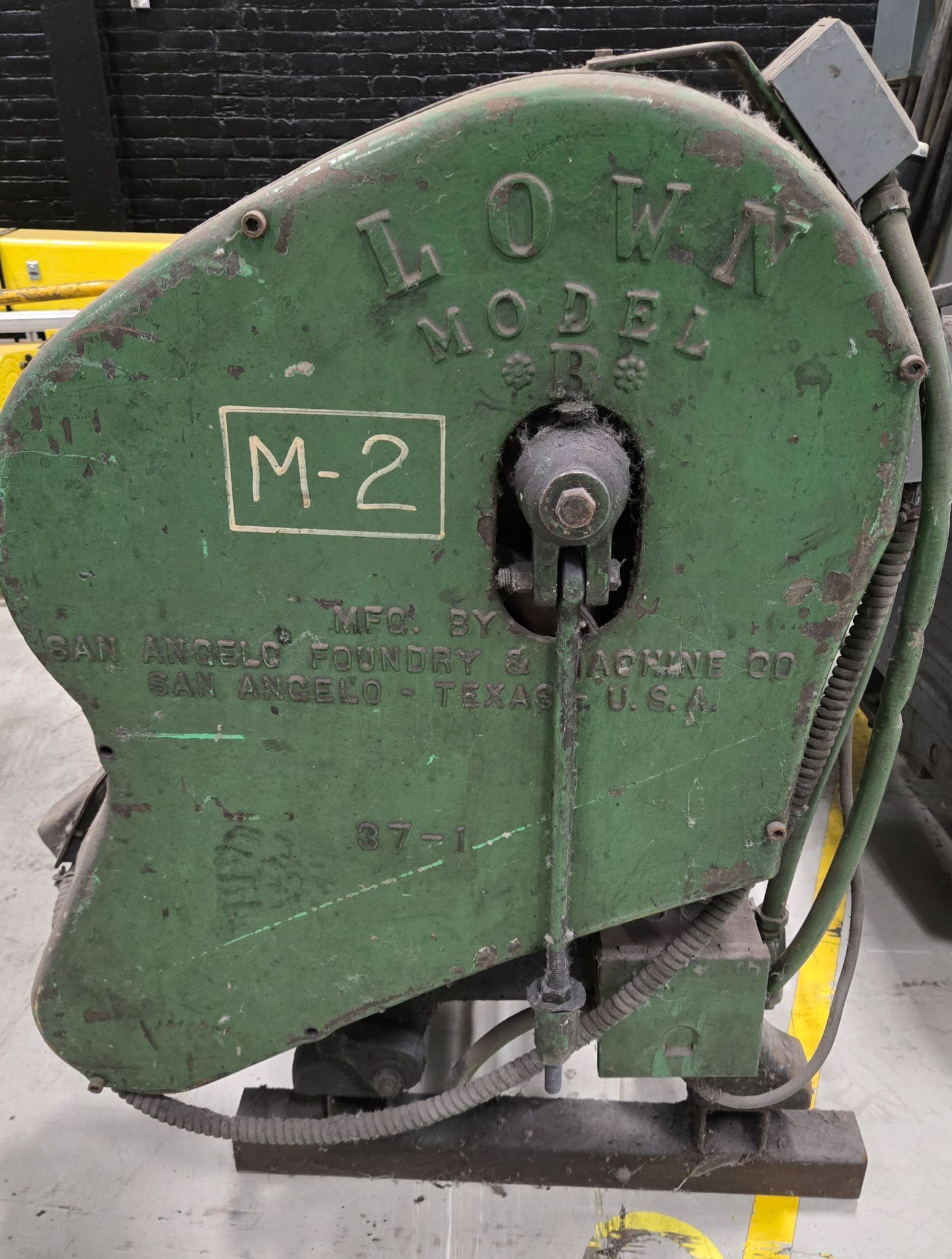 LOWN MODEL B POWER ROLLER USED 0