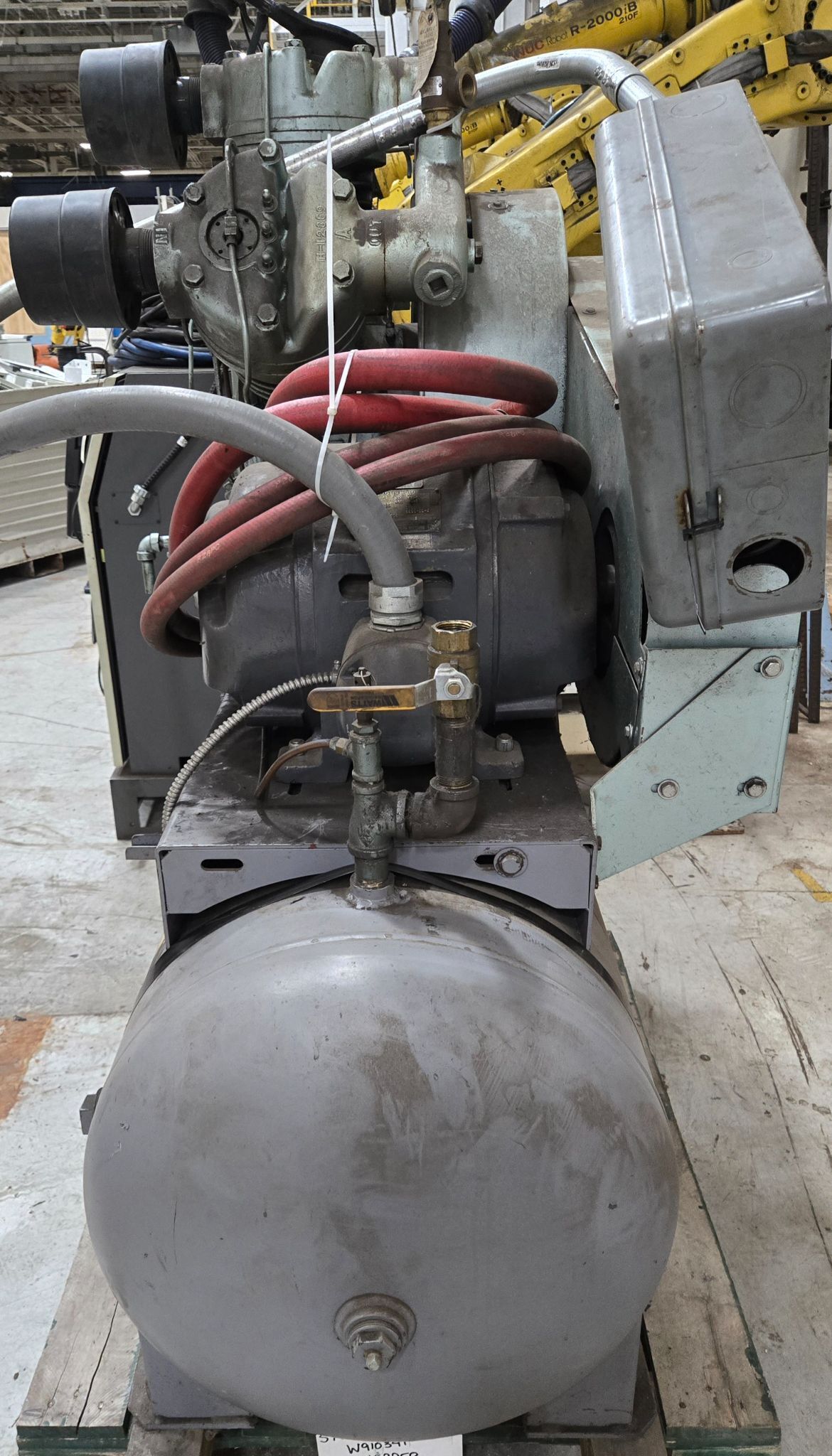 INGERSOLL-RAND 25T-T305LLM AIR COMPRESSOR USED 2