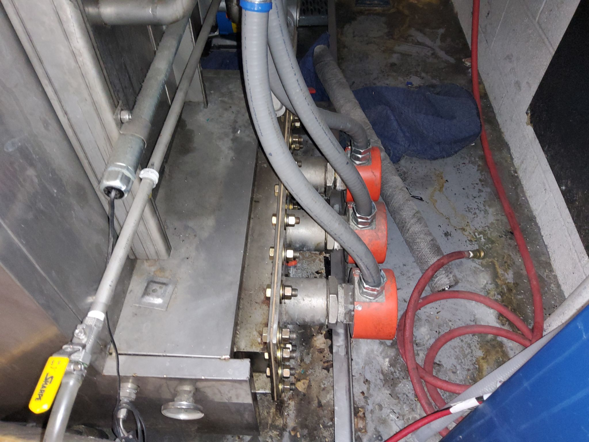 2023 BARON BLAKESLEE Z SERIES DEGREASER WTIH MONORAIL LOADING SYSTEM 7