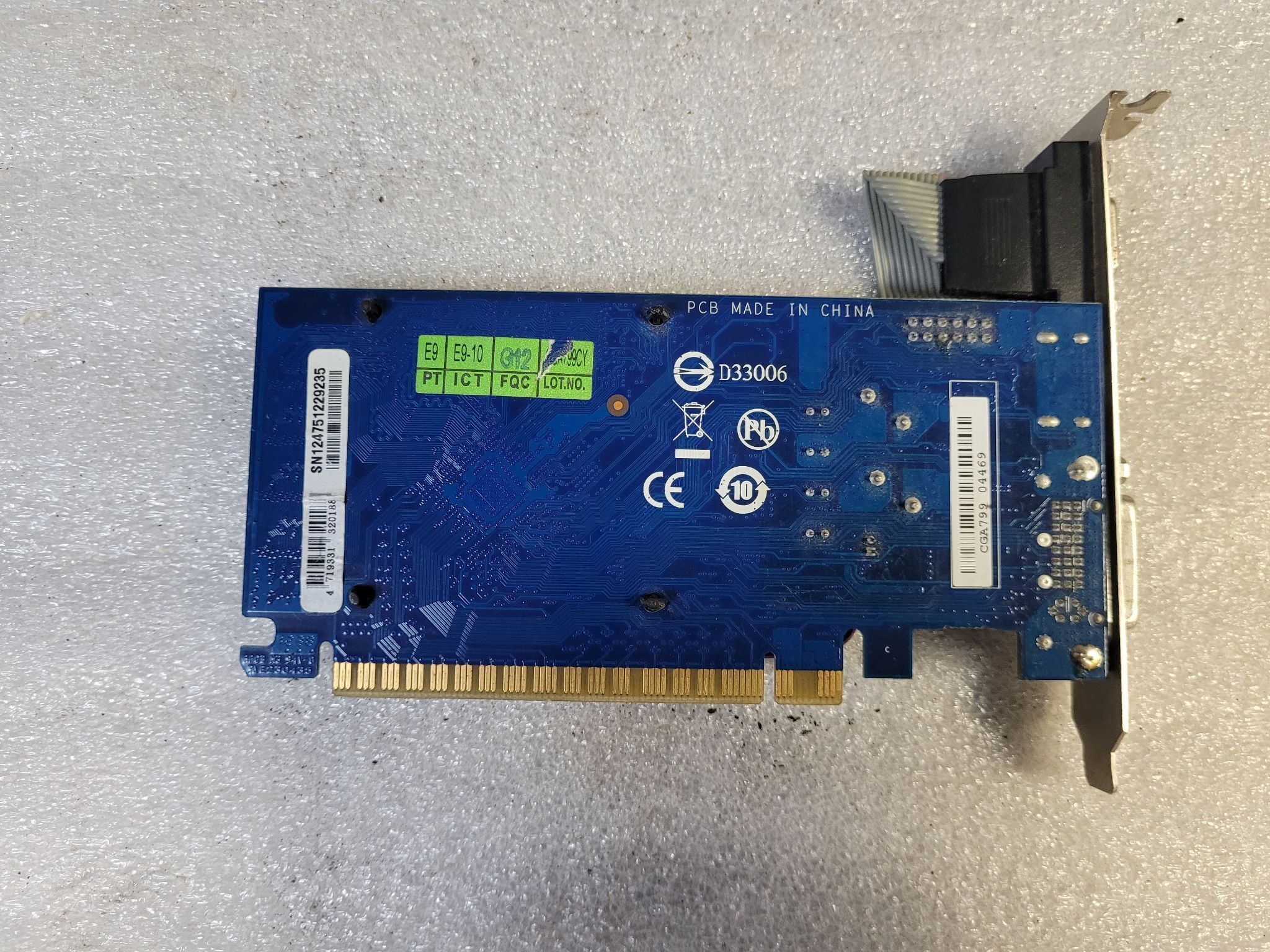 GIGABYTE GV-N210D3-1GI REV 3.0 Nvidia GeForce 210 1GB DDR3 Graphics Card USED 2