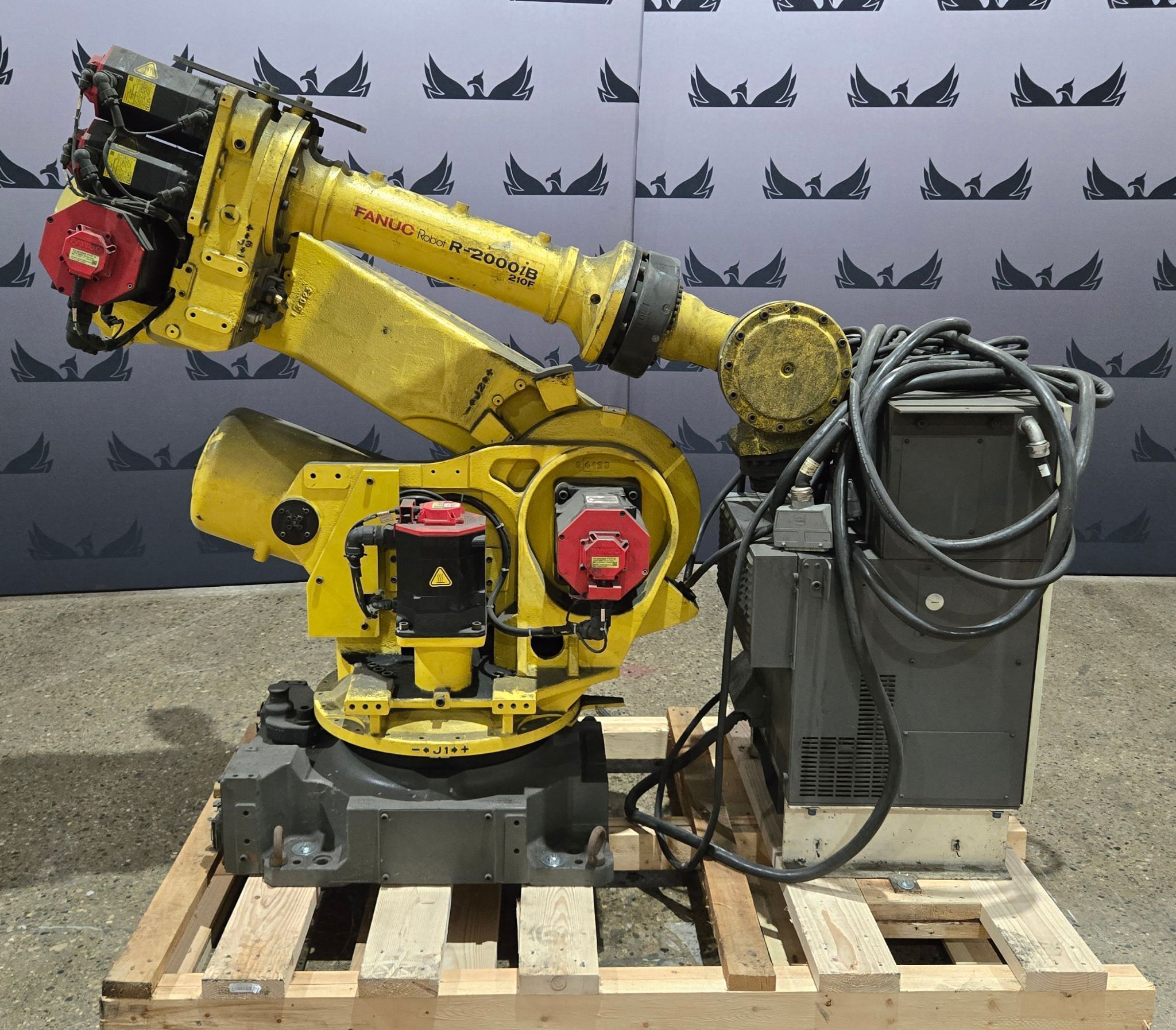 FANUC R-2000iB/210F Complete w/ R-30iB Controls USED 0