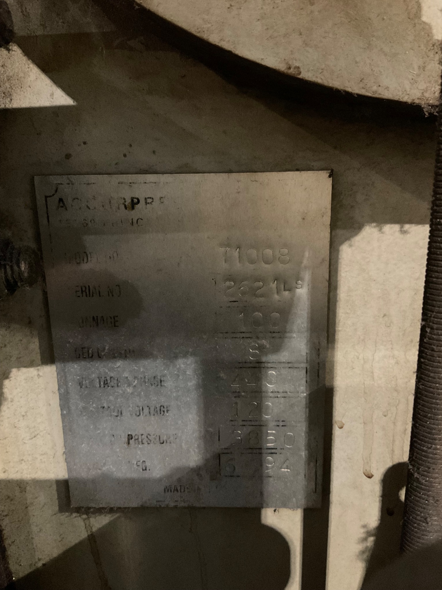 ACCUPRESS 71008 PRESS BRAKE USED 2
