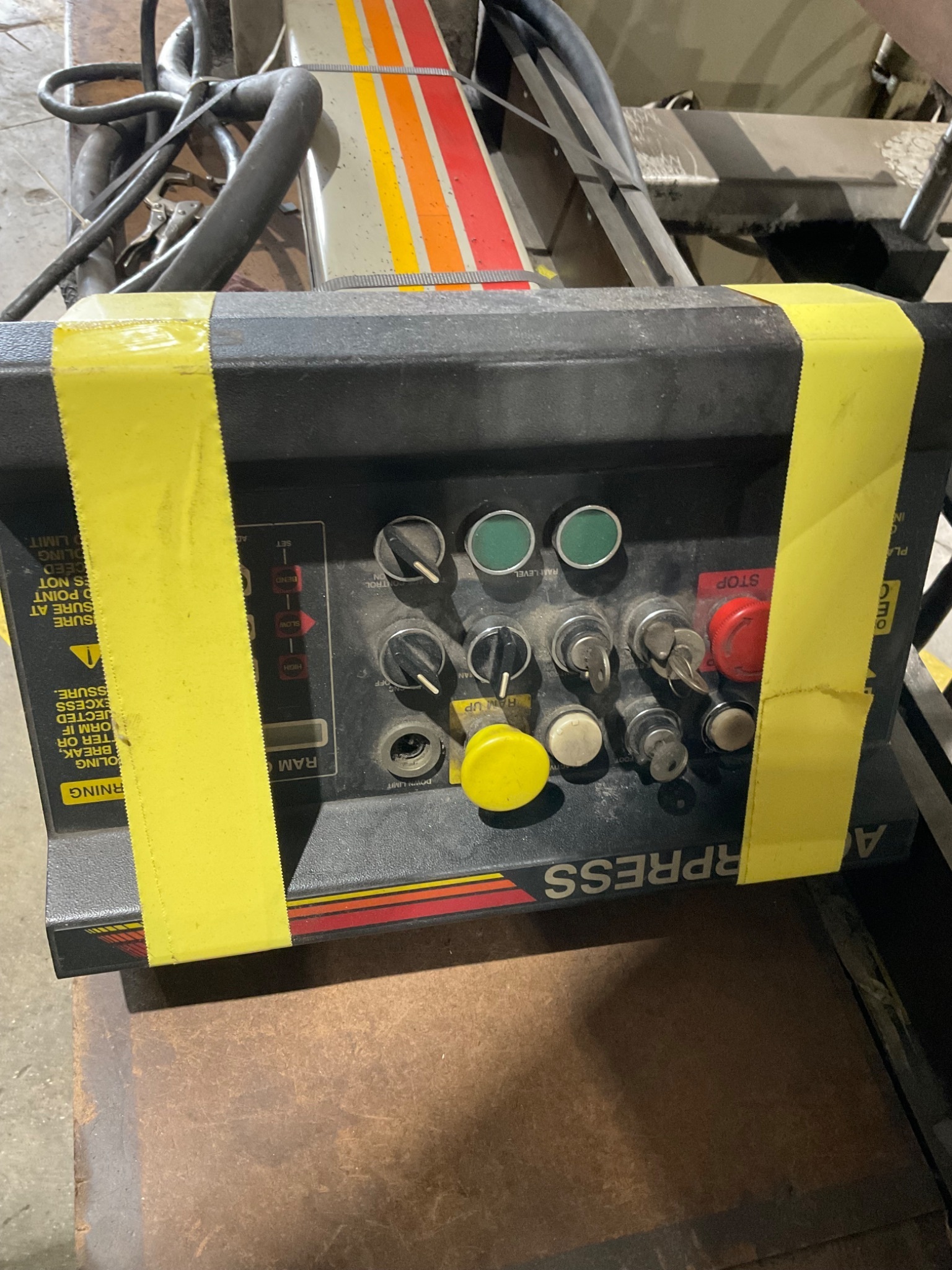 ACCUPRESS 71008 PRESS BRAKE USED 10
