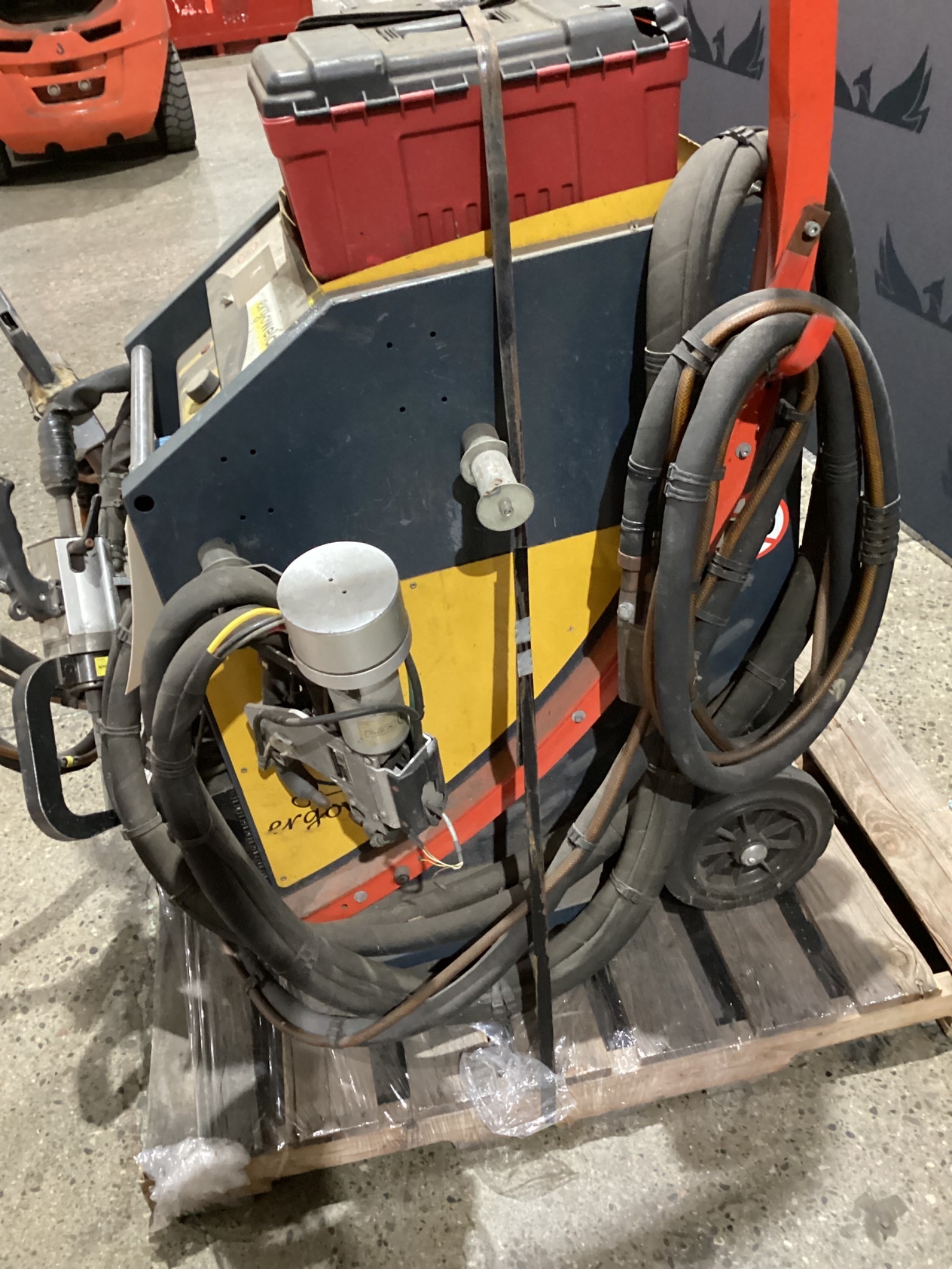 ARO ERGOWELD 14K V4 Mobile Spot Welder USED 4
