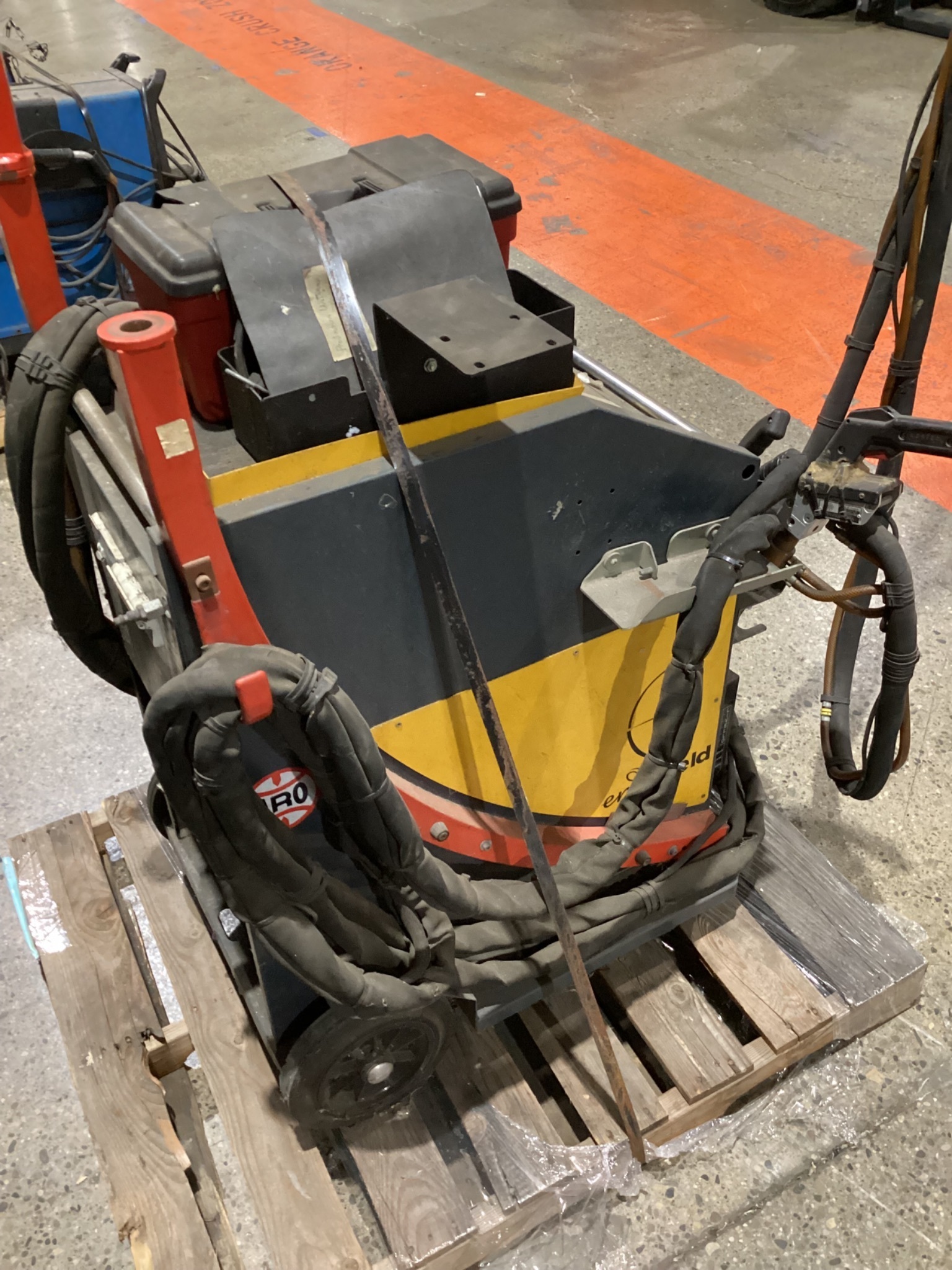 ARO ERGOWELD 14K V4 Mobile Spot Welder USED 7